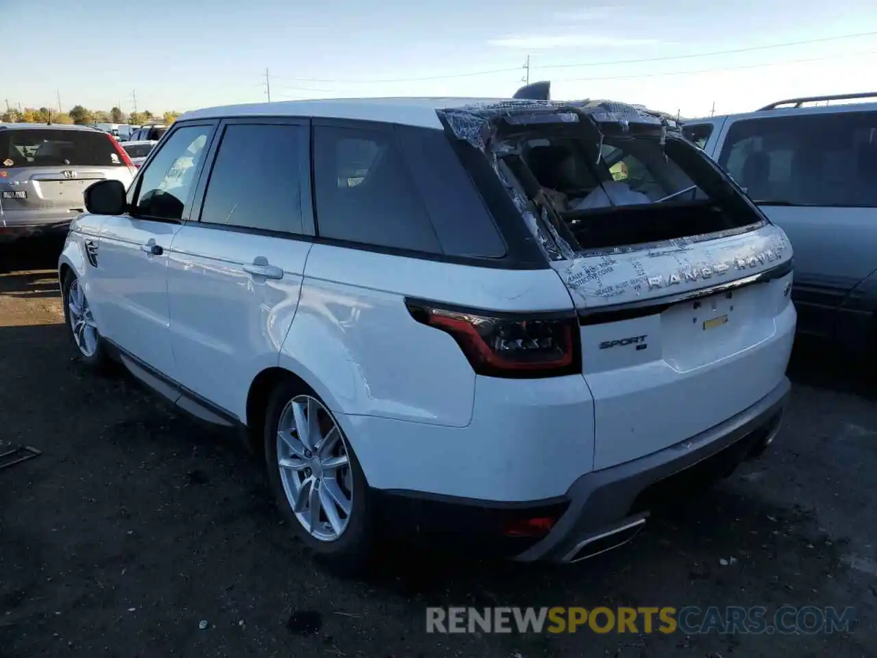 3 Photograph of a damaged car SALWG2RK2LA715147 LAND ROVER RANGEROVER 2020