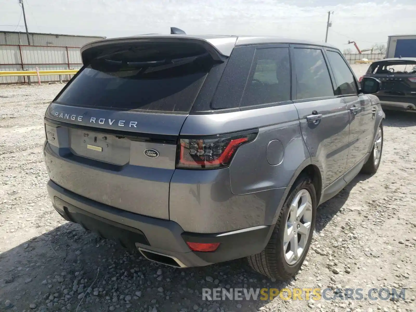 4 Photograph of a damaged car SALWG2RK4LA728627 LAND ROVER RANGEROVER 2020