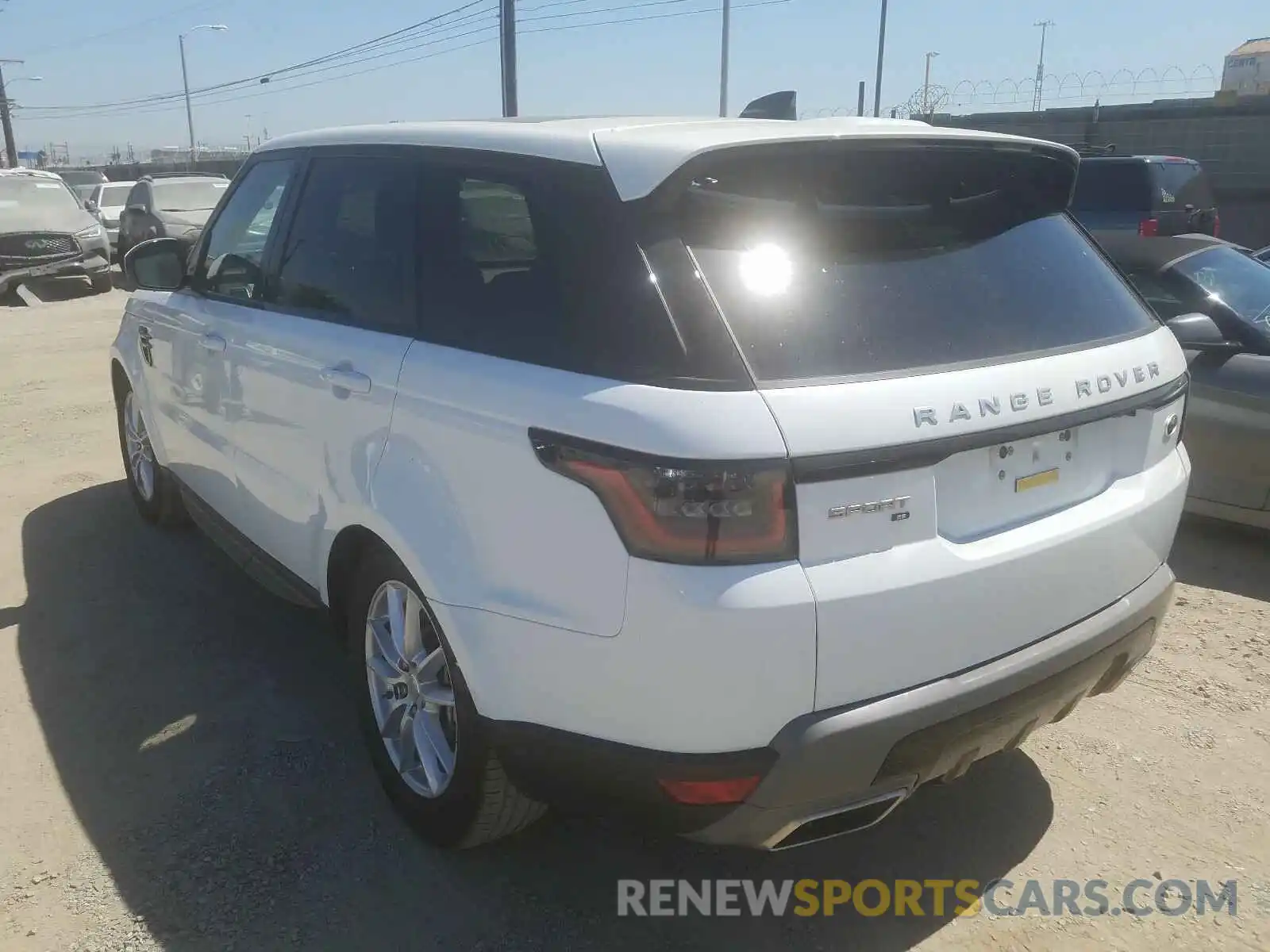 3 Photograph of a damaged car SALWG2SU3LA895671 LAND ROVER RANGEROVER 2020