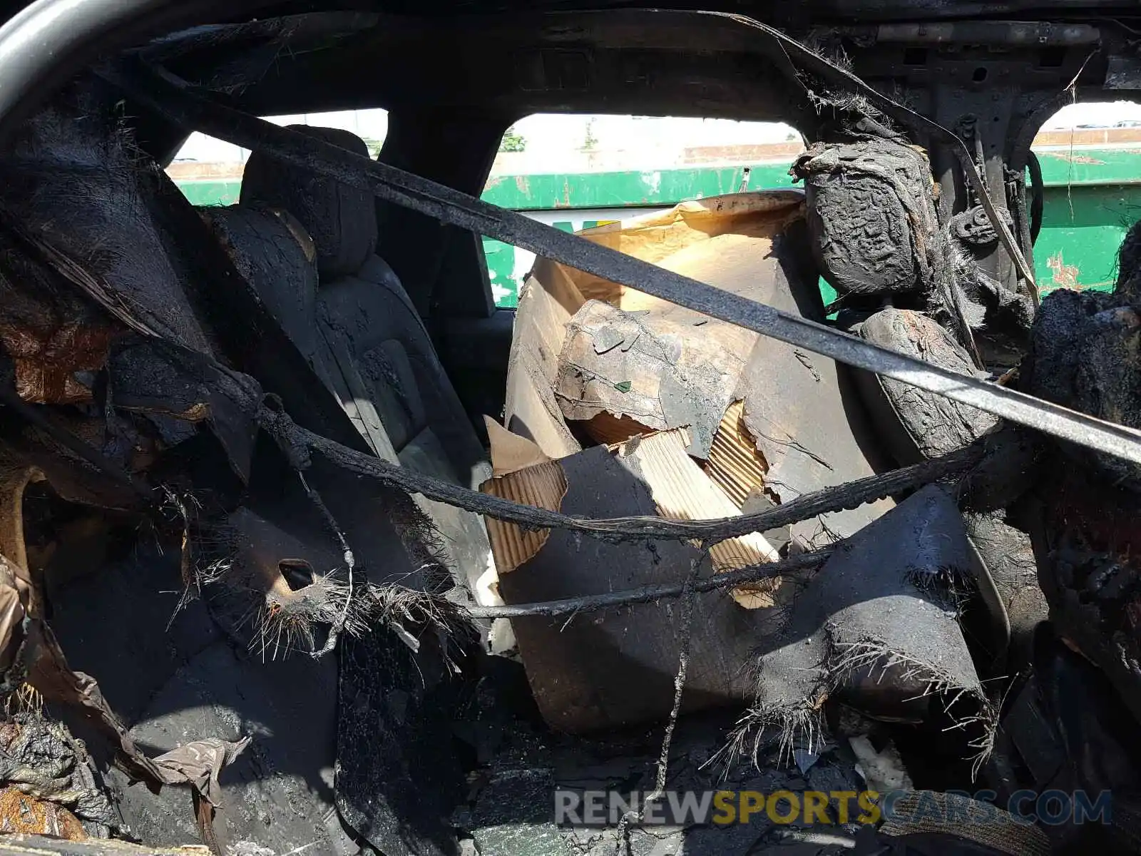 6 Photograph of a damaged car SALWG2SU4LA714593 LAND ROVER RANGEROVER 2020