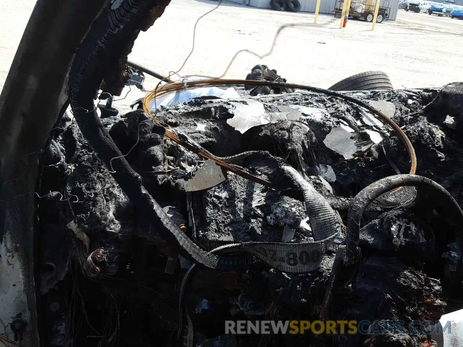 8 Photograph of a damaged car SALWG2SU4LA714593 LAND ROVER RANGEROVER 2020