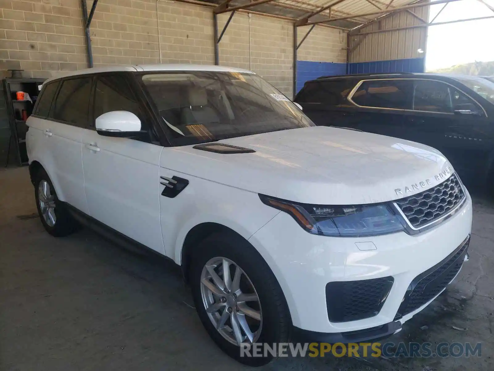 1 Photograph of a damaged car SALWG2SU6LA706169 LAND ROVER RANGEROVER 2020