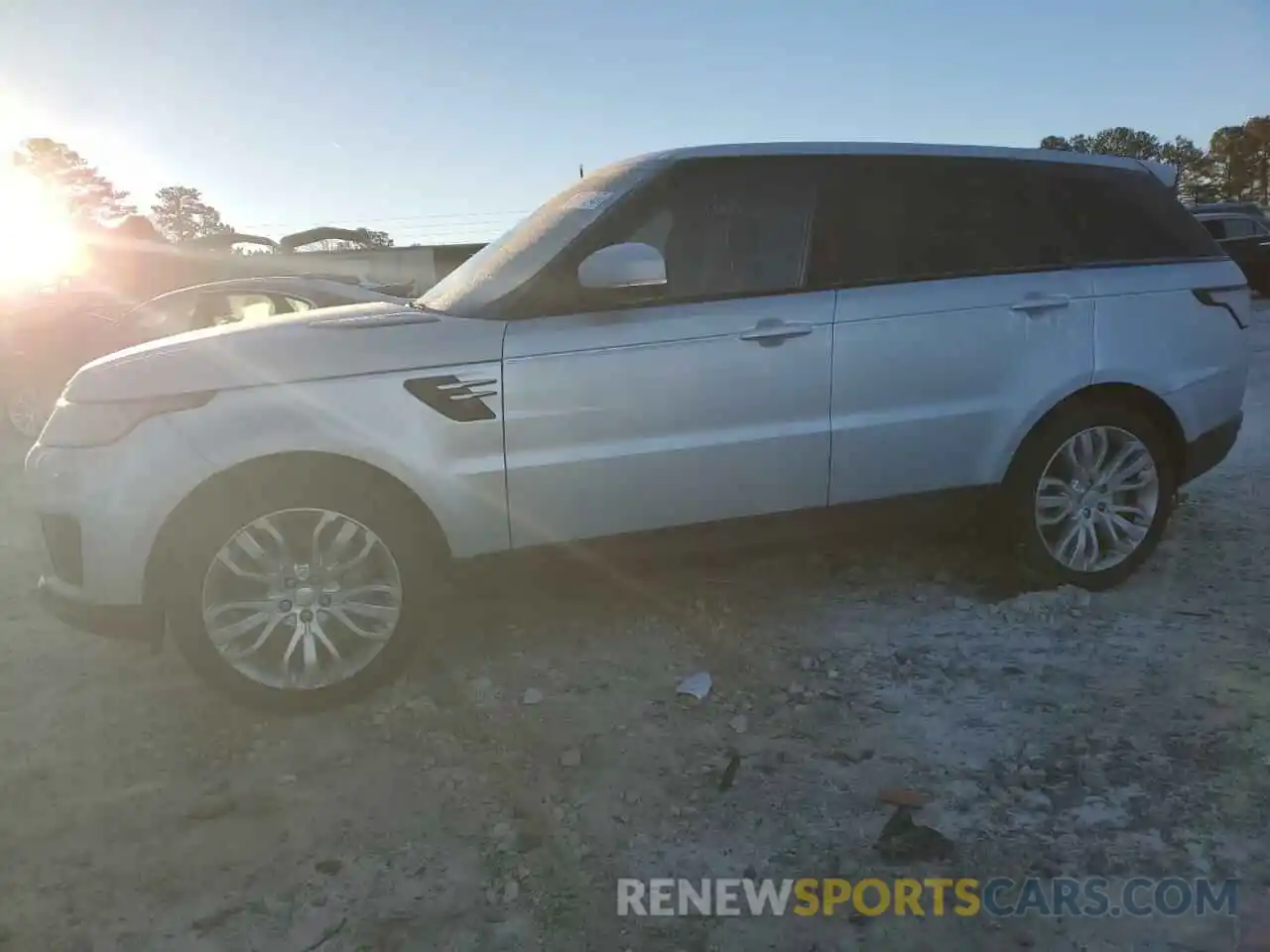 1 Photograph of a damaged car SALWG2SU8LA728416 LAND ROVER RANGEROVER 2020