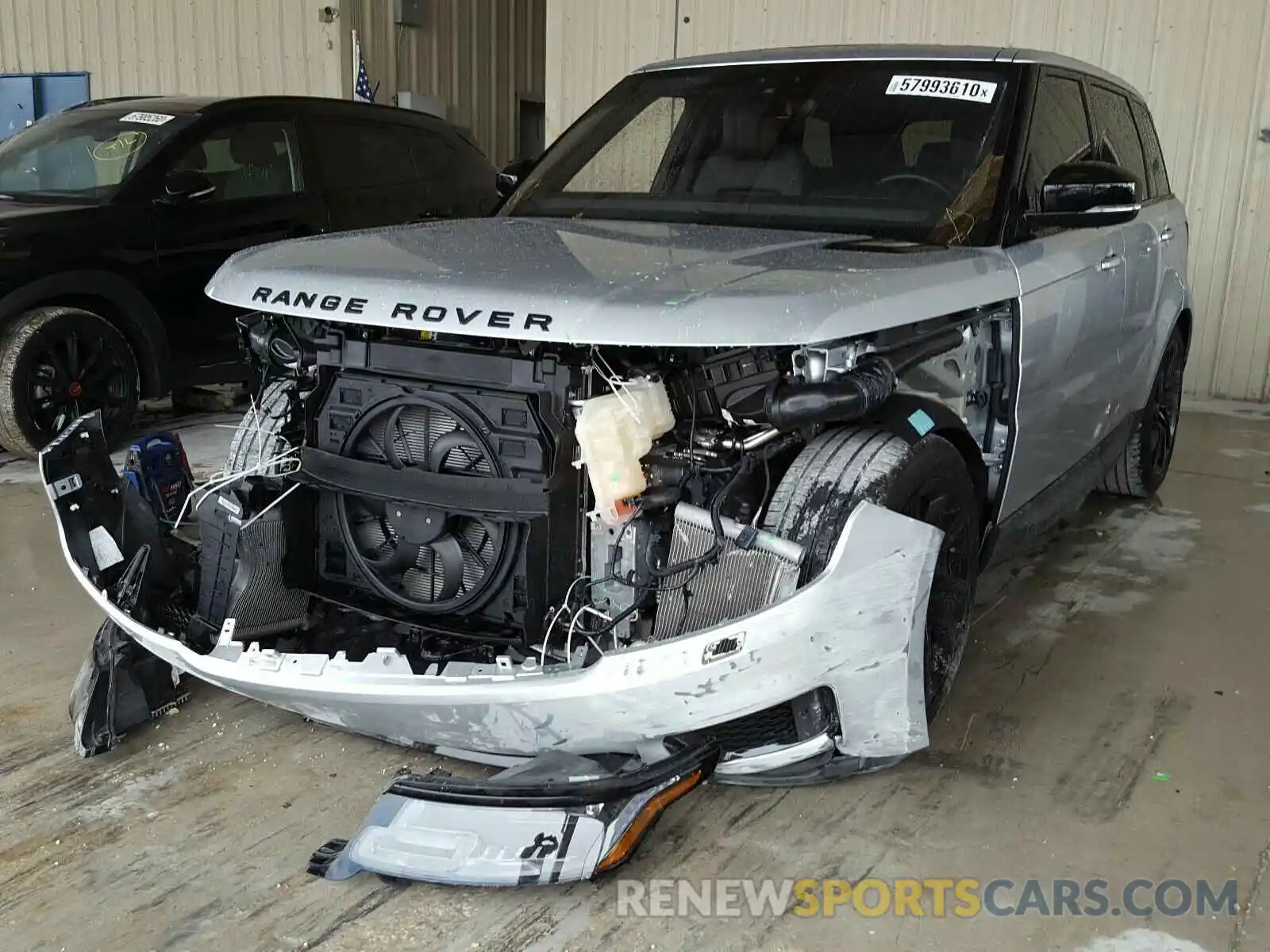 2 Photograph of a damaged car SALWG2SU8LA882964 LAND ROVER RANGEROVER 2020