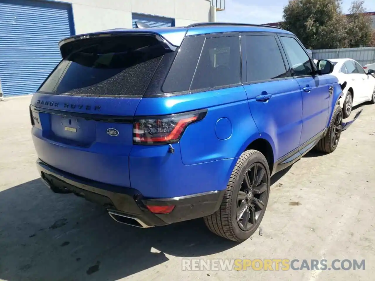 4 Photograph of a damaged car SALWR2RK4LA748192 LAND ROVER RANGEROVER 2020