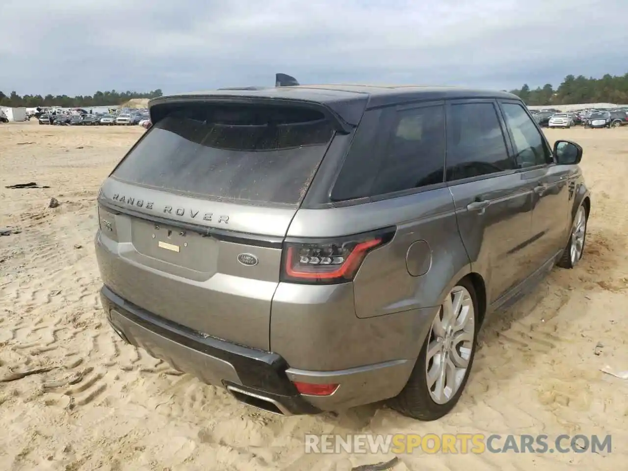 4 Photograph of a damaged car SALWR2SE0LA891077 LAND ROVER RANGEROVER 2020