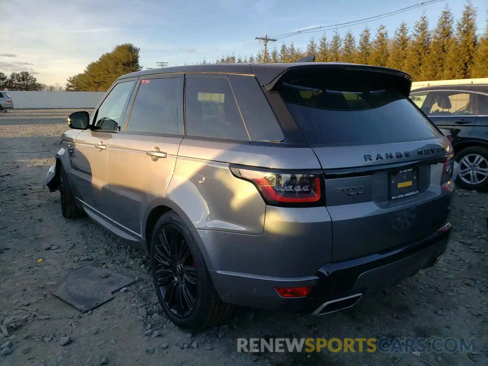 3 Photograph of a damaged car SALWR2SE2LA718029 LAND ROVER RANGEROVER 2020