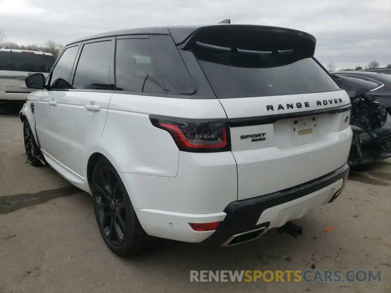 3 Photograph of a damaged car SALWR2SE2LA732920 LAND ROVER RANGEROVER 2020