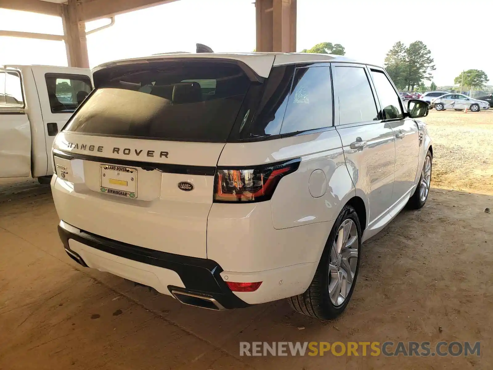 4 Photograph of a damaged car SALWR2SE2LA878198 LAND ROVER RANGEROVER 2020