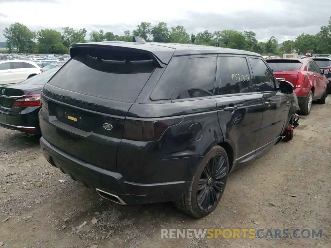 4 Photograph of a damaged car SALWR2SE3LA899674 LAND ROVER RANGEROVER 2020