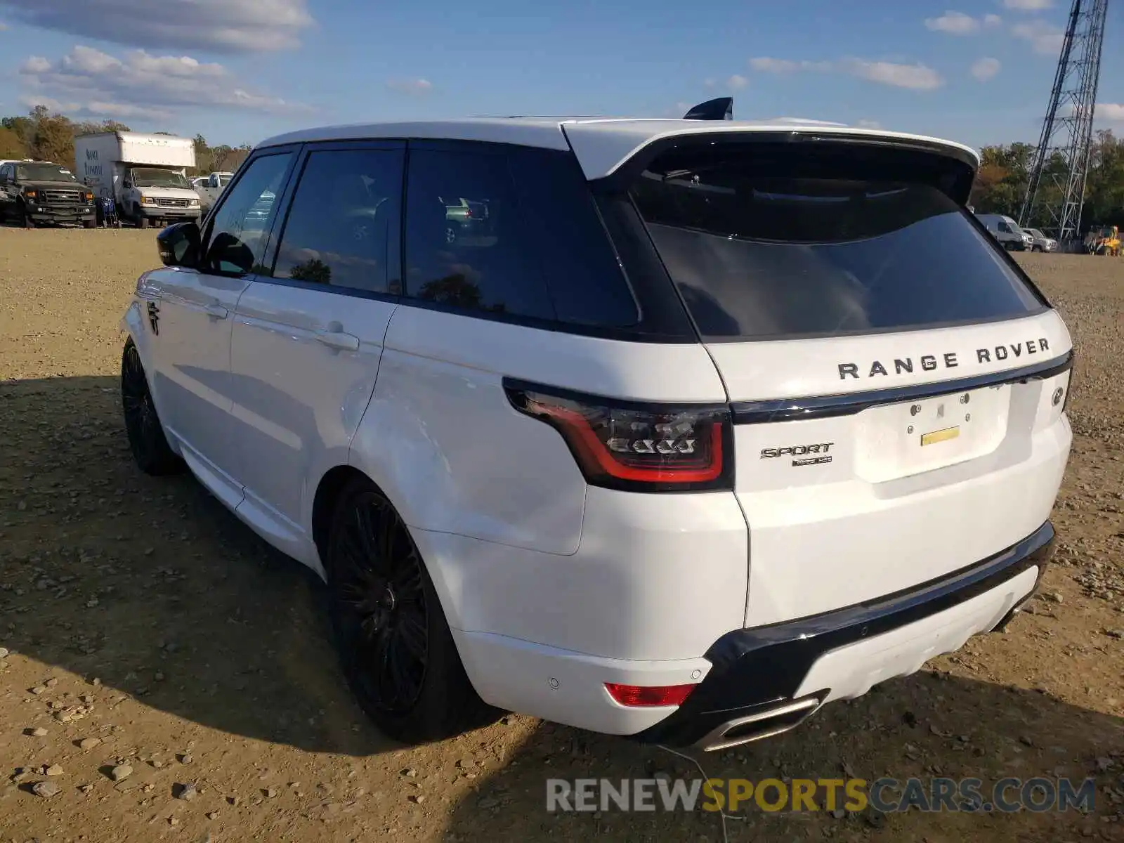 3 Photograph of a damaged car SALWR2SE4LA735687 LAND ROVER RANGEROVER 2020