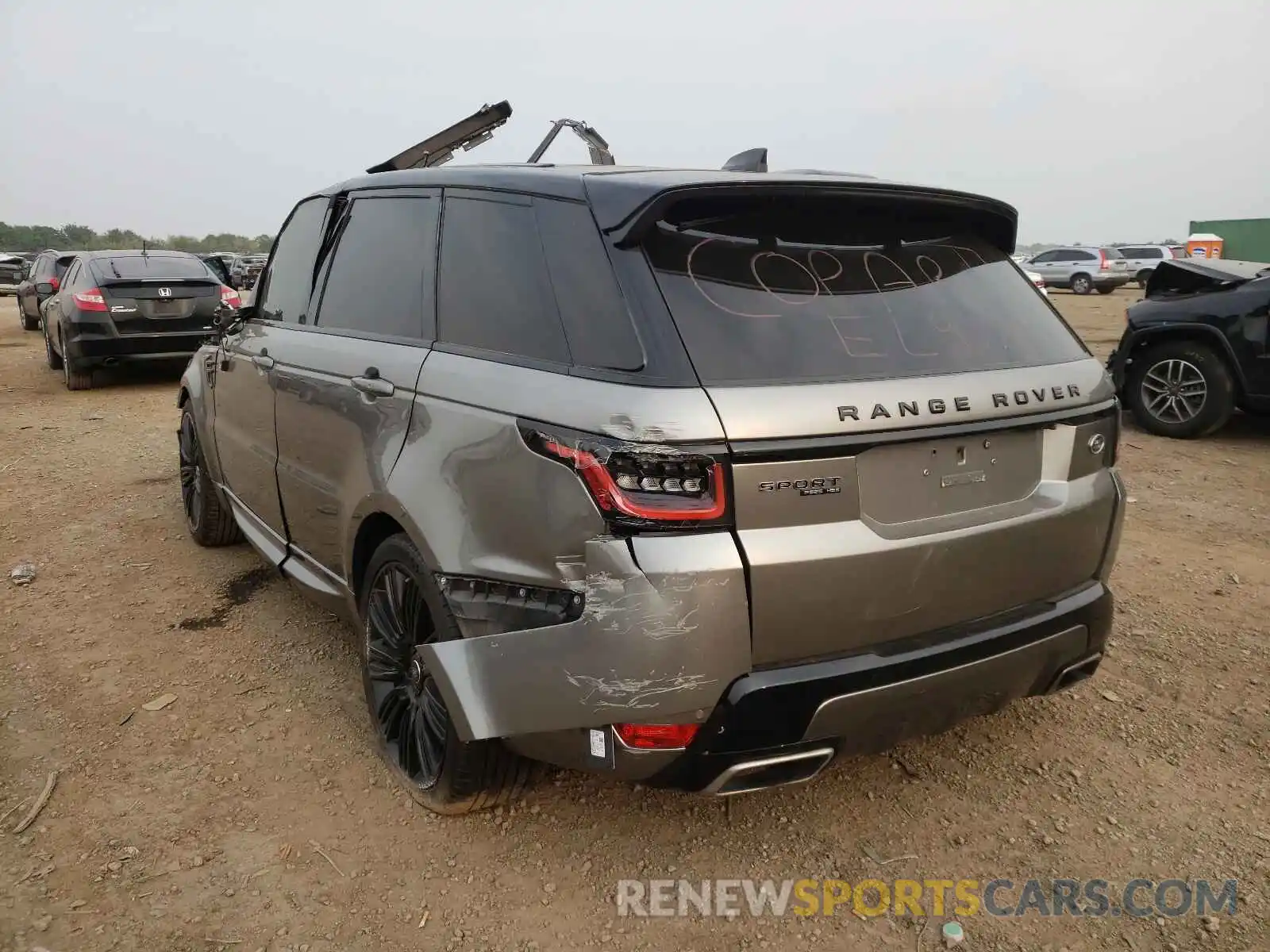 3 Photograph of a damaged car SALWR2SE4LA880681 LAND ROVER RANGEROVER 2020