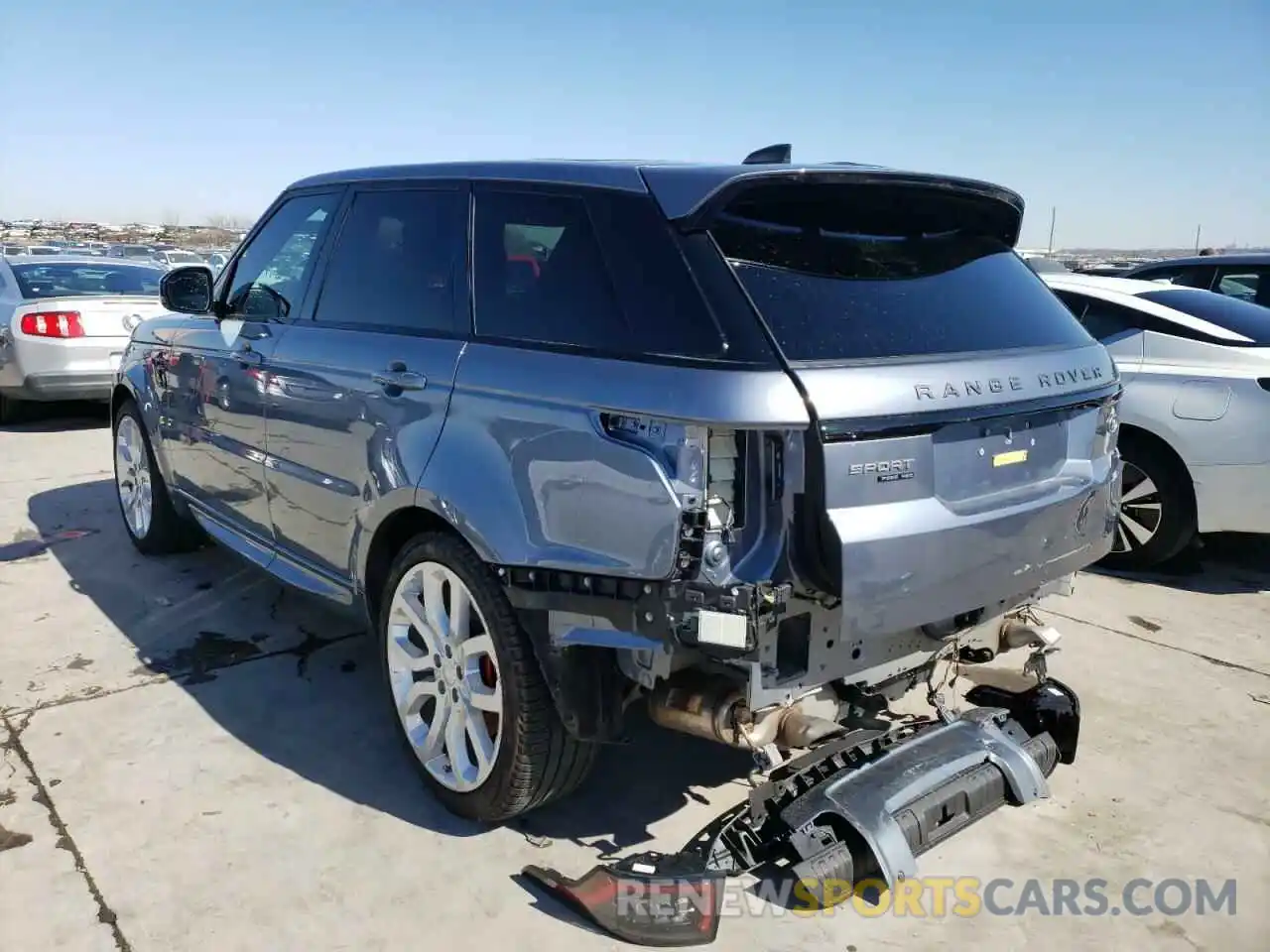 3 Фотография поврежденного автомобиля SALWR2SE6LA709785 LAND ROVER RANGEROVER 2020