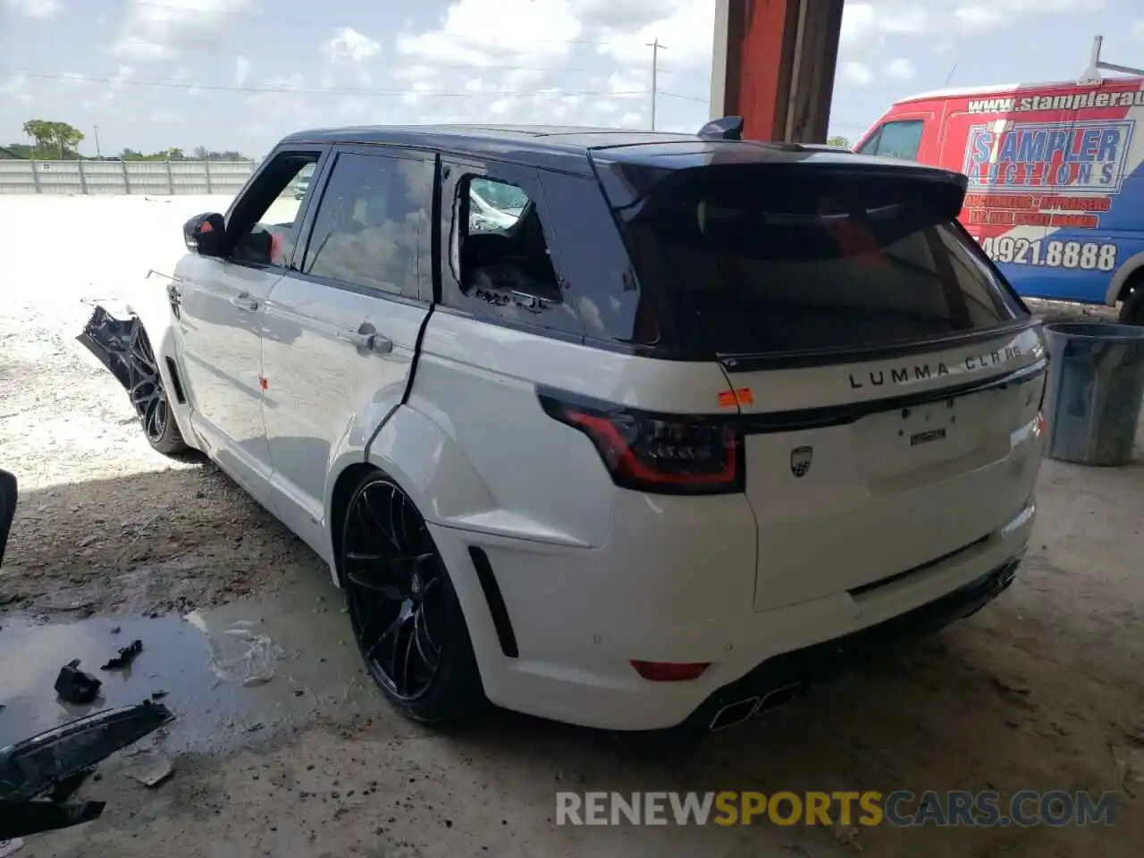 3 Photograph of a damaged car SALWR2SE6LA731009 LAND ROVER RANGEROVER 2020