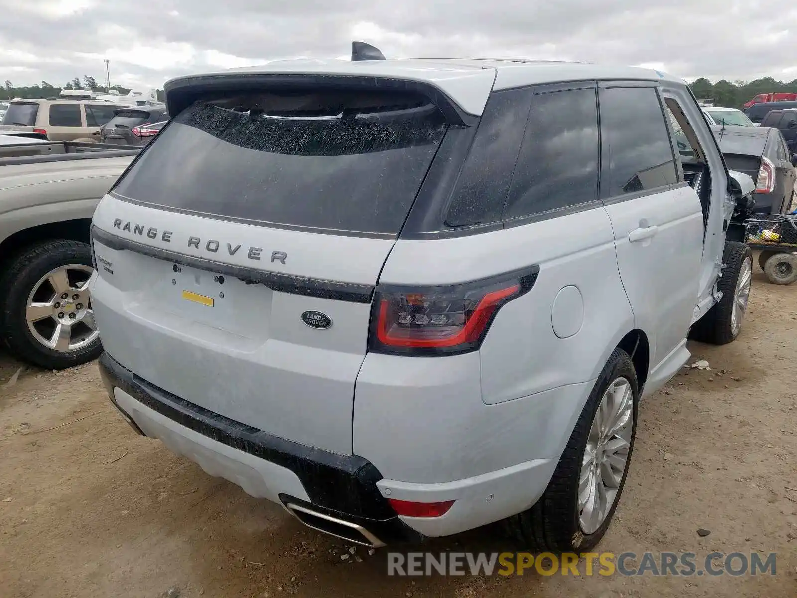 4 Фотография поврежденного автомобиля SALWR2SE6LA877765 LAND ROVER RANGEROVER 2020