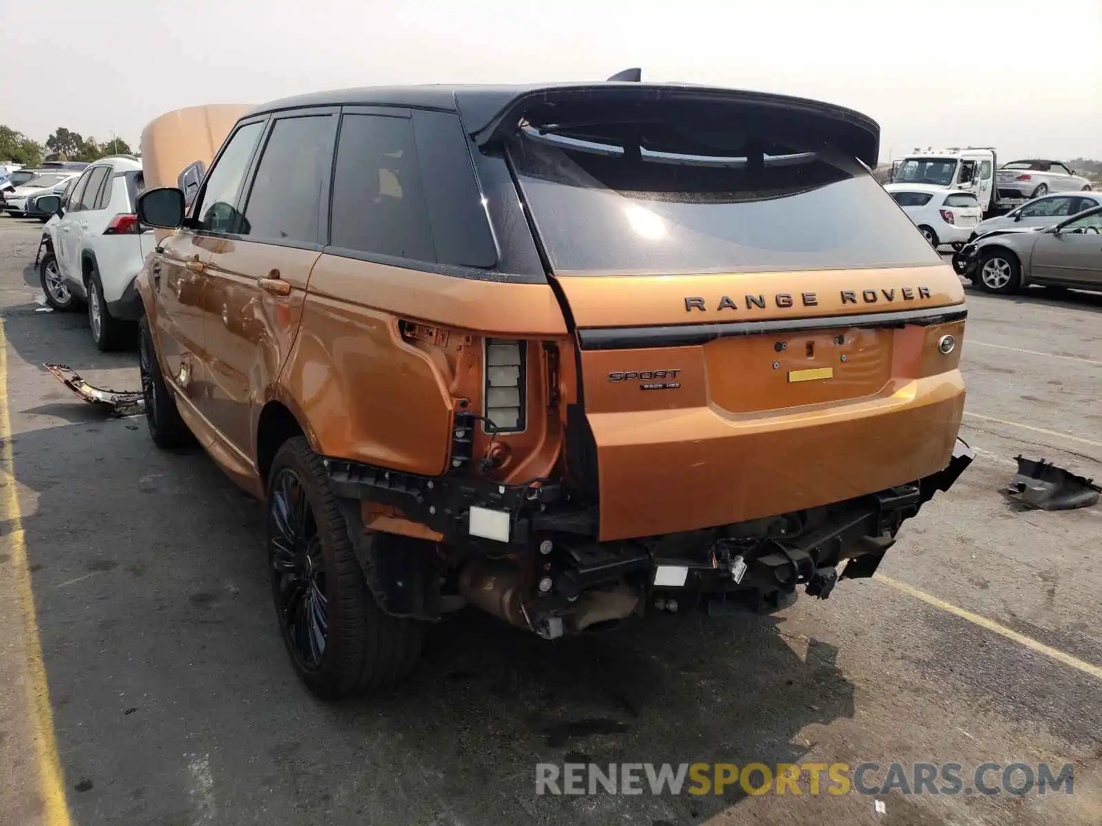 3 Фотография поврежденного автомобиля SALWR2SE6LA889236 LAND ROVER RANGEROVER 2020