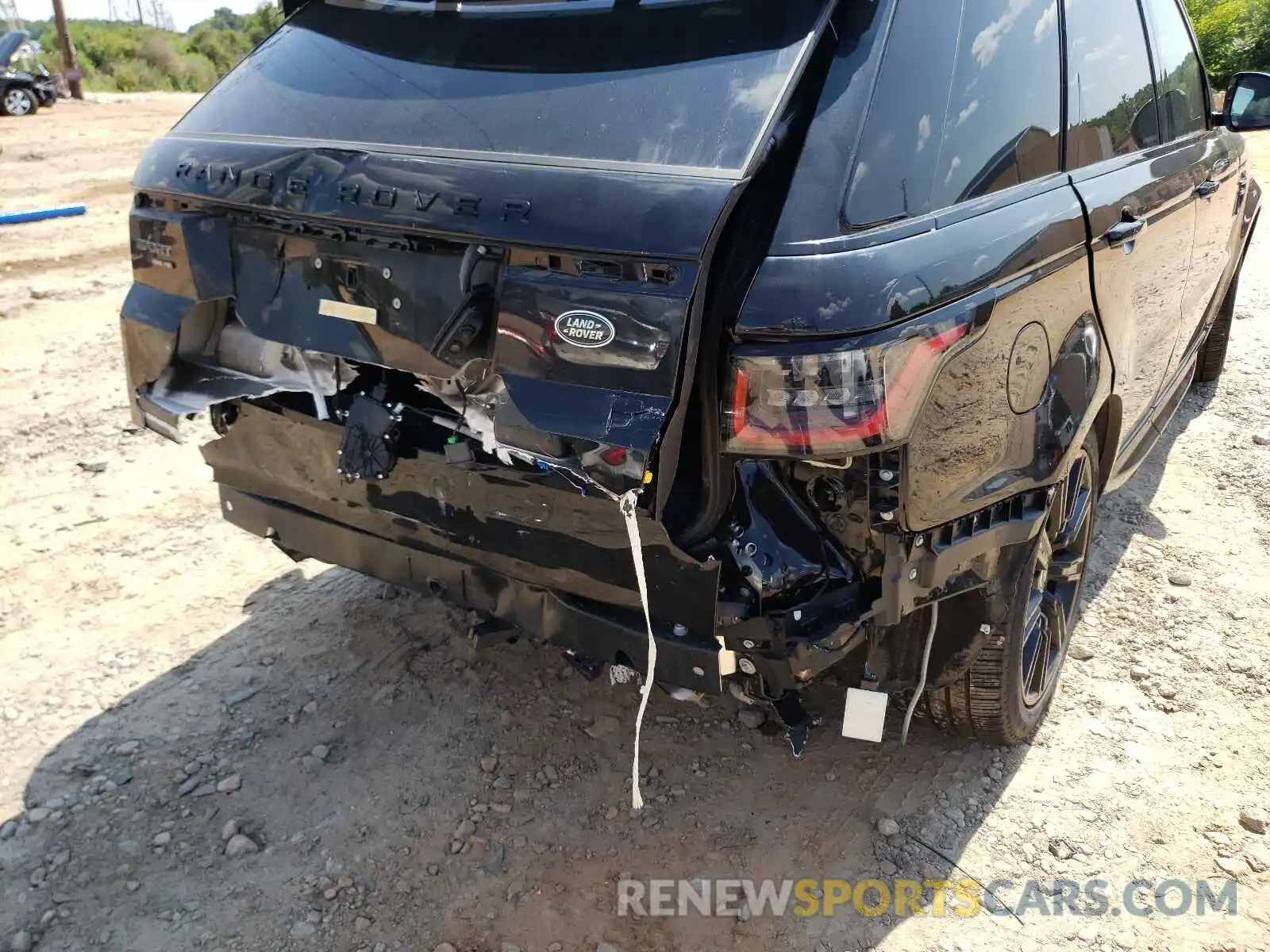 9 Photograph of a damaged car SALWR2SE7LA711089 LAND ROVER RANGEROVER 2020