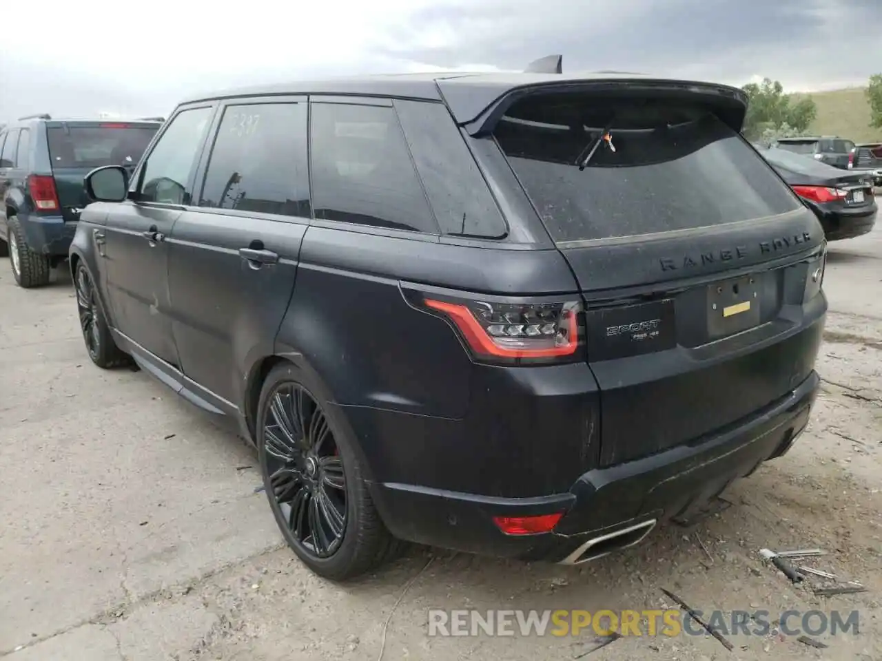 3 Фотография поврежденного автомобиля SALWR2SE9LA735975 LAND ROVER RANGEROVER 2020