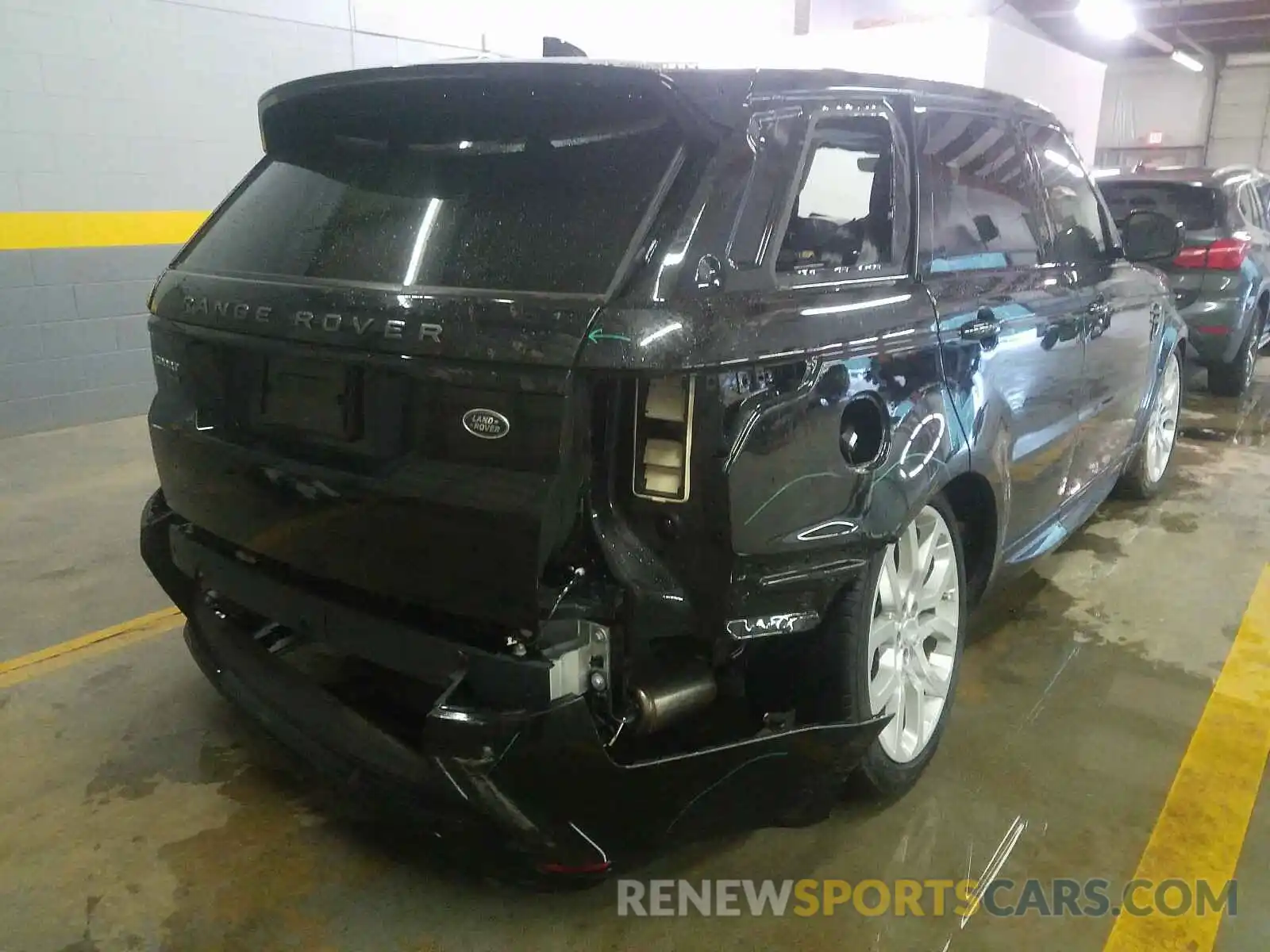 4 Photograph of a damaged car SALWR2SEXLA878935 LAND ROVER RANGEROVER 2020