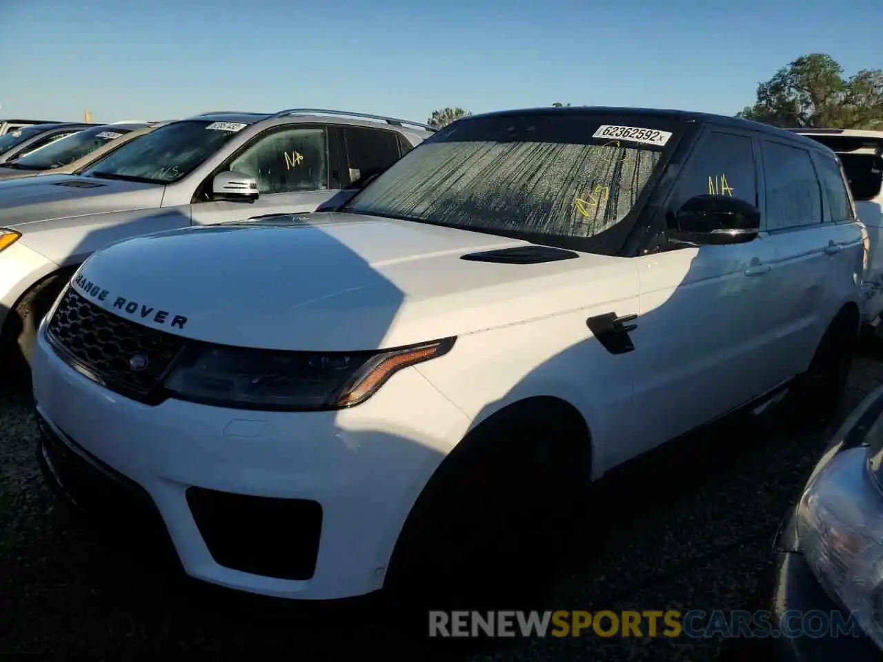 2 Photograph of a damaged car SALWR2SU1LA746475 LAND ROVER RANGEROVER 2020