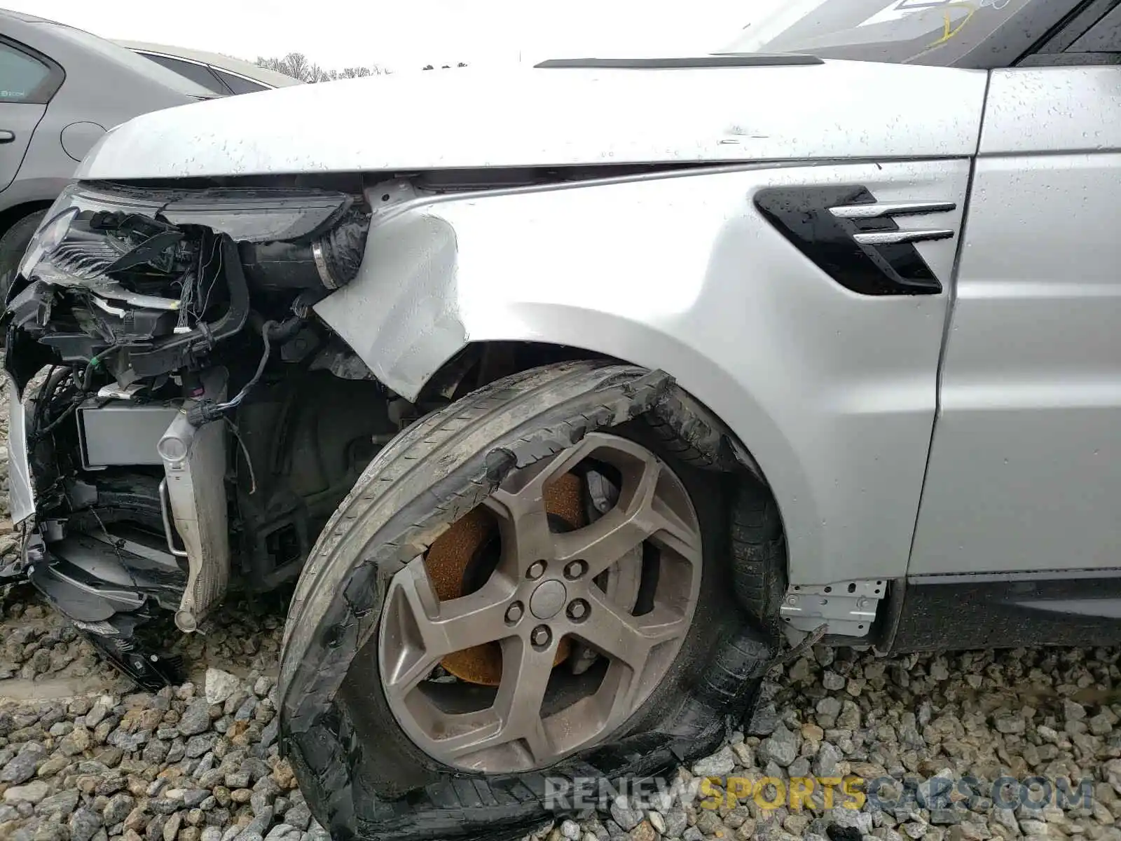 9 Photograph of a damaged car SALWR2SU2LA708026 LAND ROVER RANGEROVER 2020