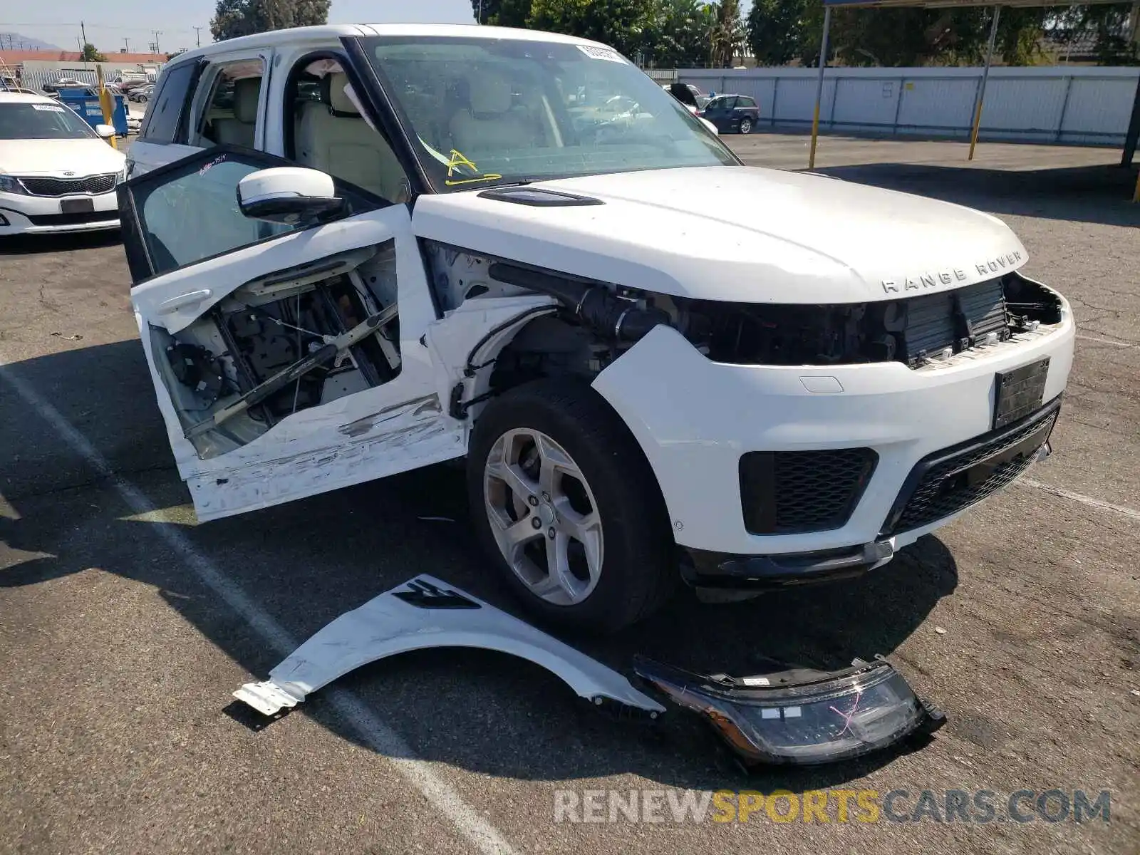 1 Photograph of a damaged car SALWR2SU3LA880100 LAND ROVER RANGEROVER 2020