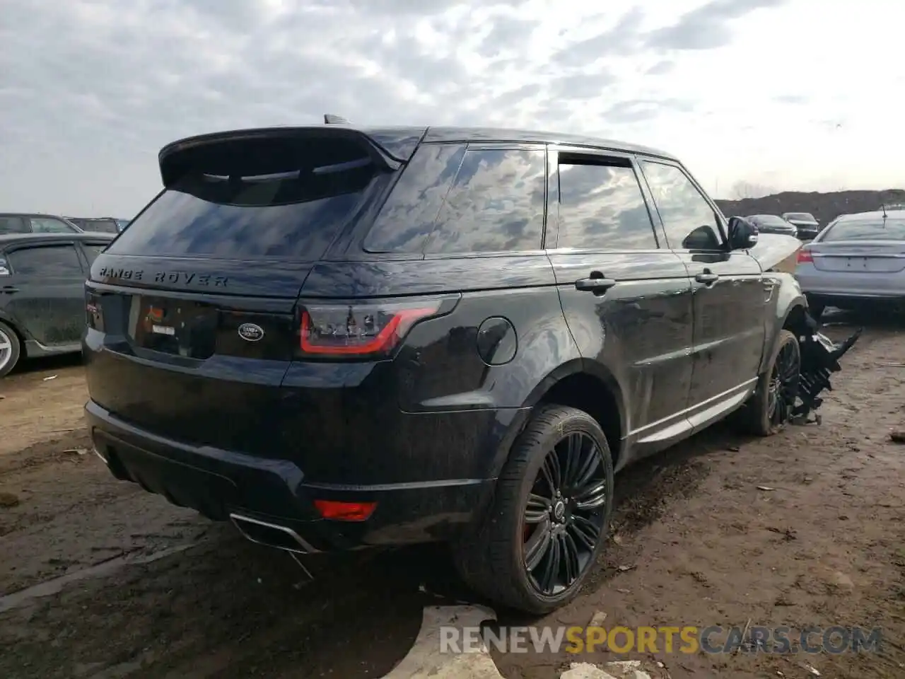 4 Photograph of a damaged car SALWR2SU4LA724986 LAND ROVER RANGEROVER 2020