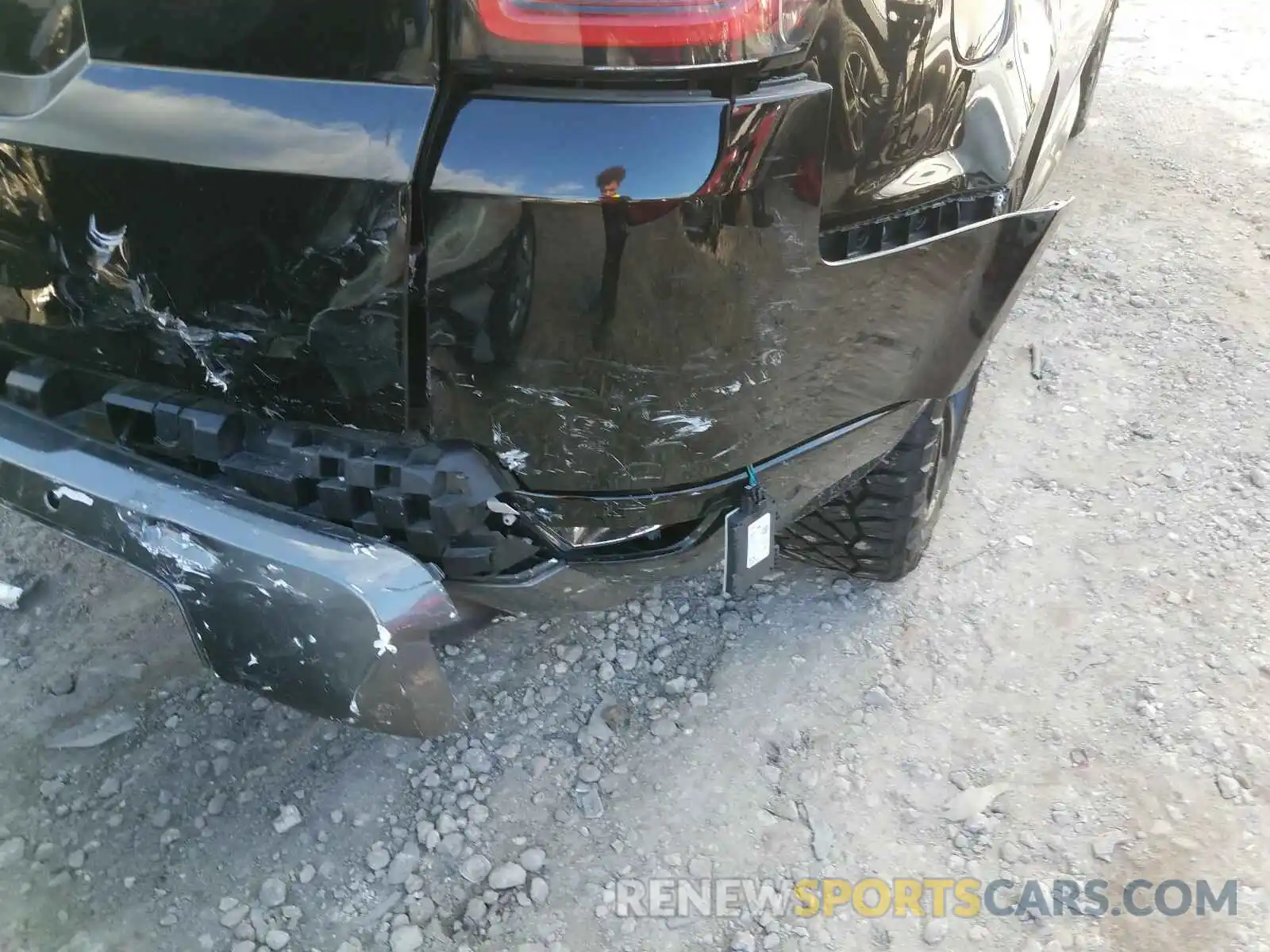 9 Photograph of a damaged car SALWR2SU4LA881577 LAND ROVER RANGEROVER 2020