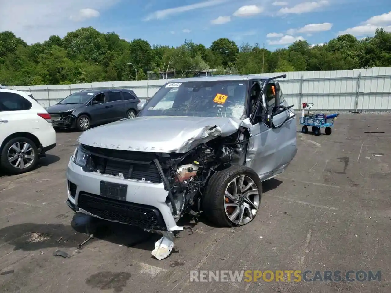 2 Photograph of a damaged car SALWR2SU6LA711642 LAND ROVER RANGEROVER 2020