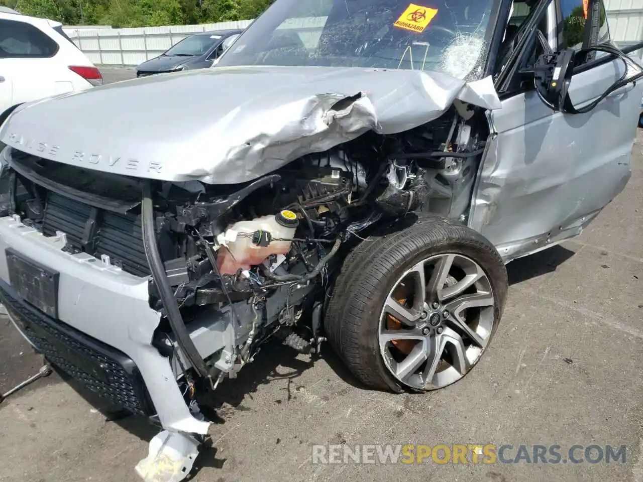 9 Photograph of a damaged car SALWR2SU6LA711642 LAND ROVER RANGEROVER 2020