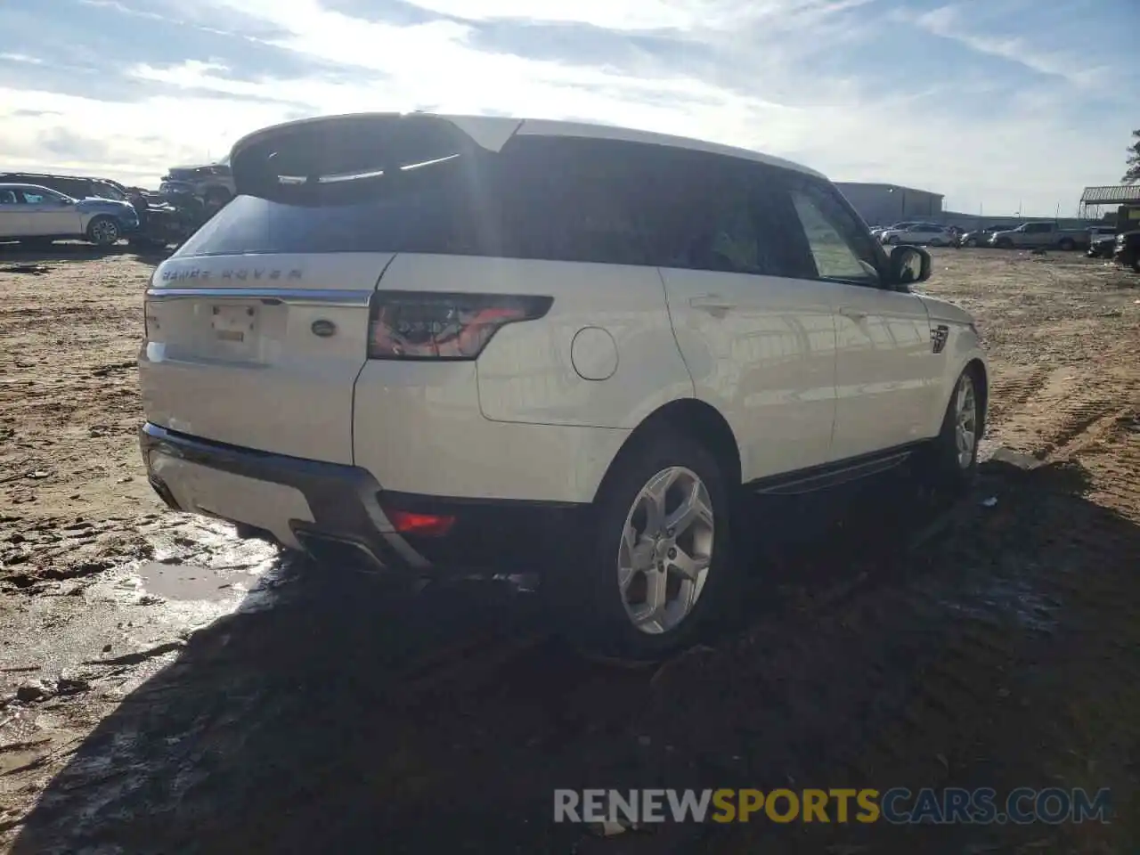 4 Photograph of a damaged car SALWR2SU6LA889938 LAND ROVER RANGEROVER 2020