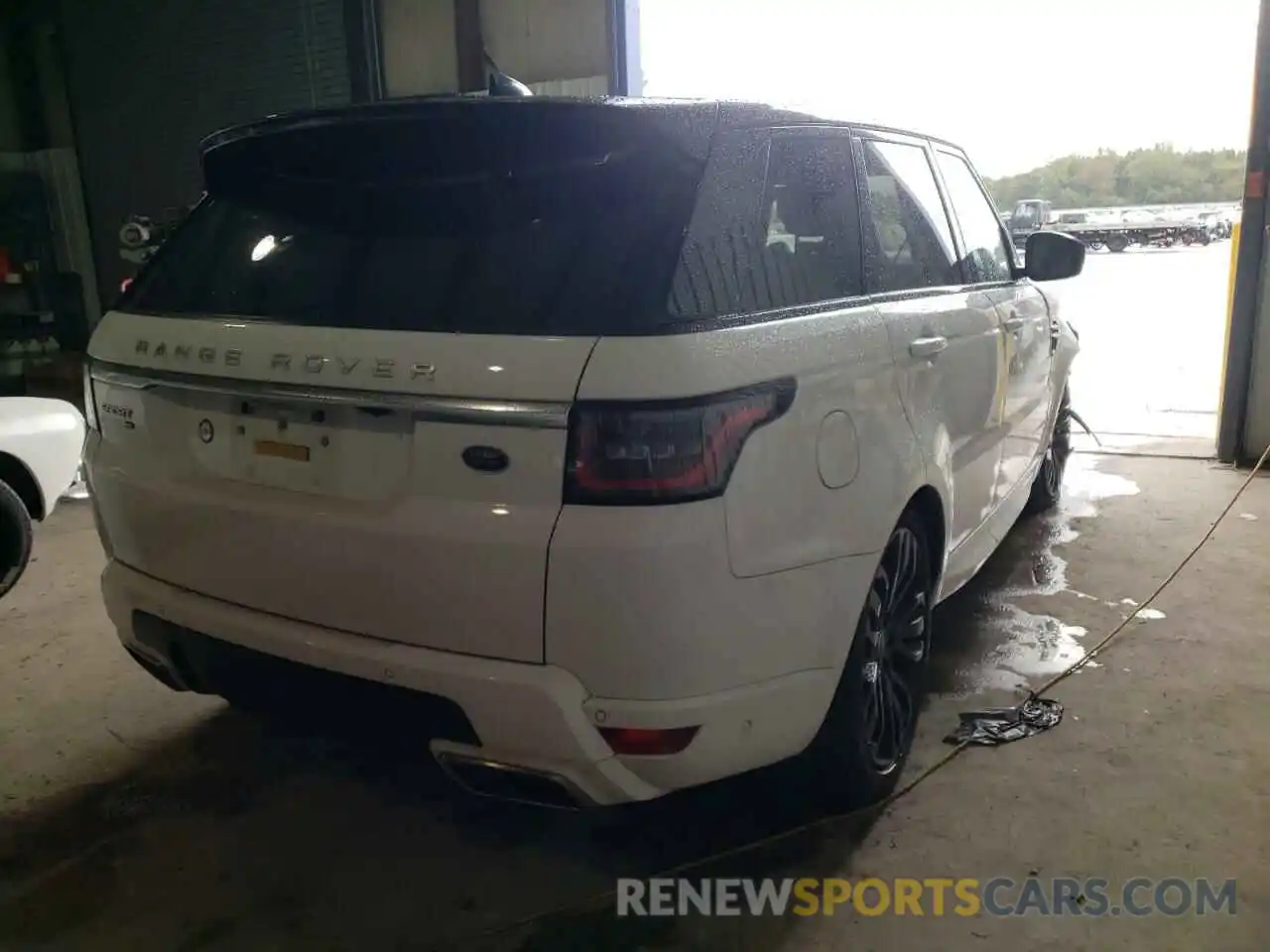 4 Фотография поврежденного автомобиля SALWR2SU7LA718860 LAND ROVER RANGEROVER 2020