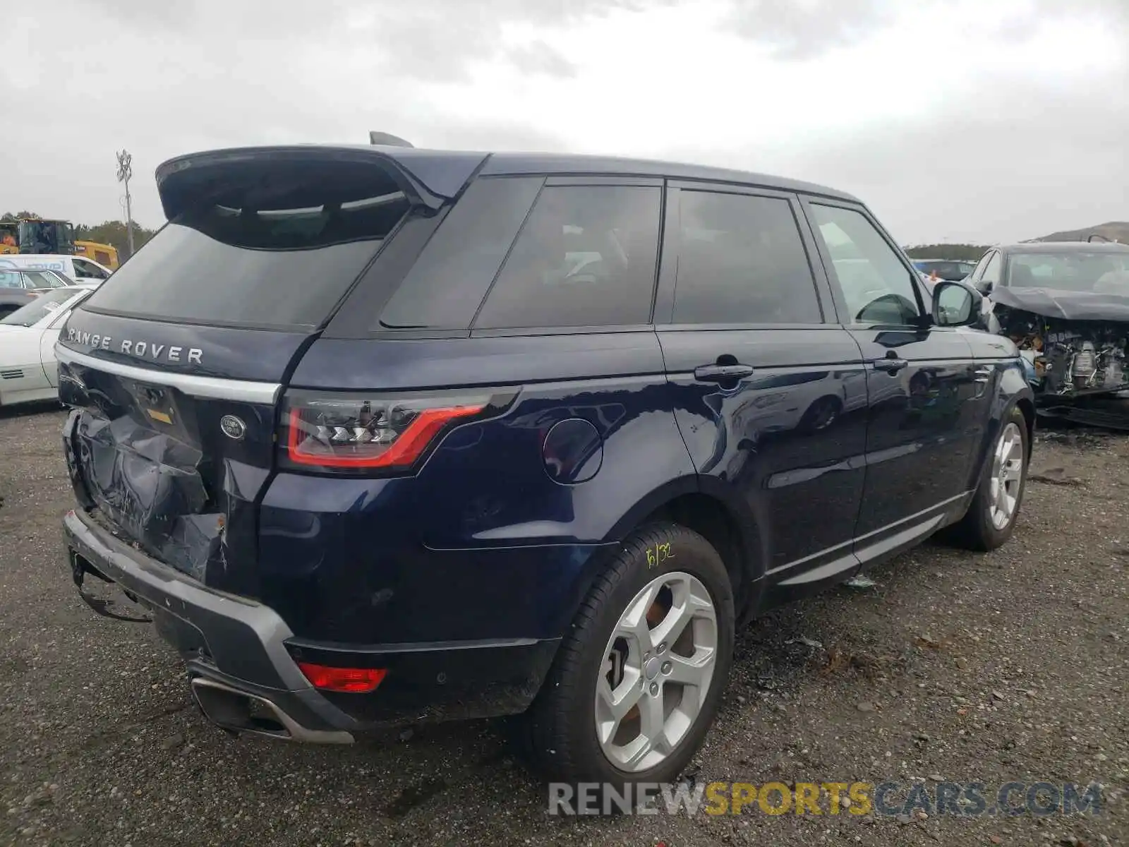 4 Photograph of a damaged car SALWR2SU7LA748067 LAND ROVER RANGEROVER 2020