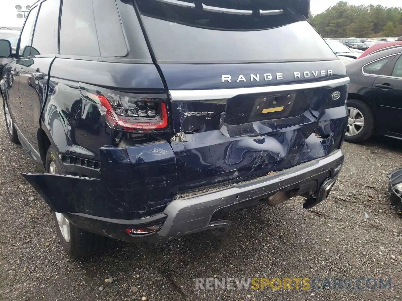 9 Photograph of a damaged car SALWR2SU7LA748067 LAND ROVER RANGEROVER 2020