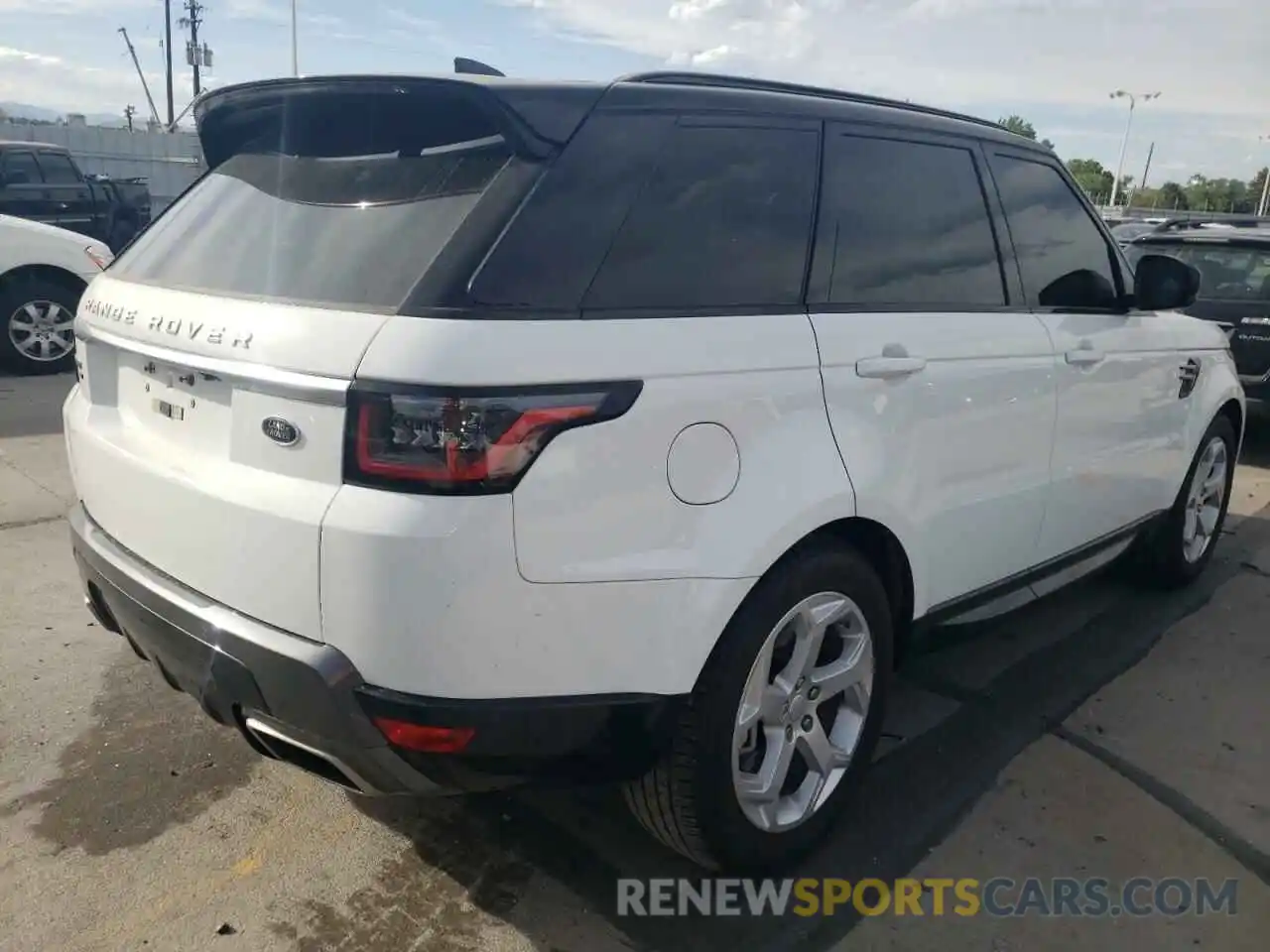 4 Photograph of a damaged car SALWR2SU8LA730709 LAND ROVER RANGEROVER 2020