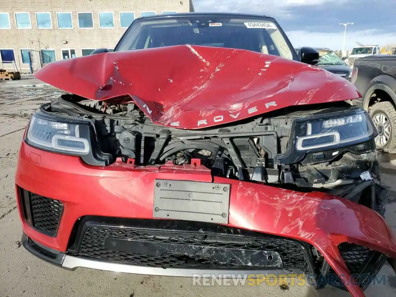 5 Photograph of a damaged car SALWR2SU8LA733805 LAND ROVER RANGEROVER 2020