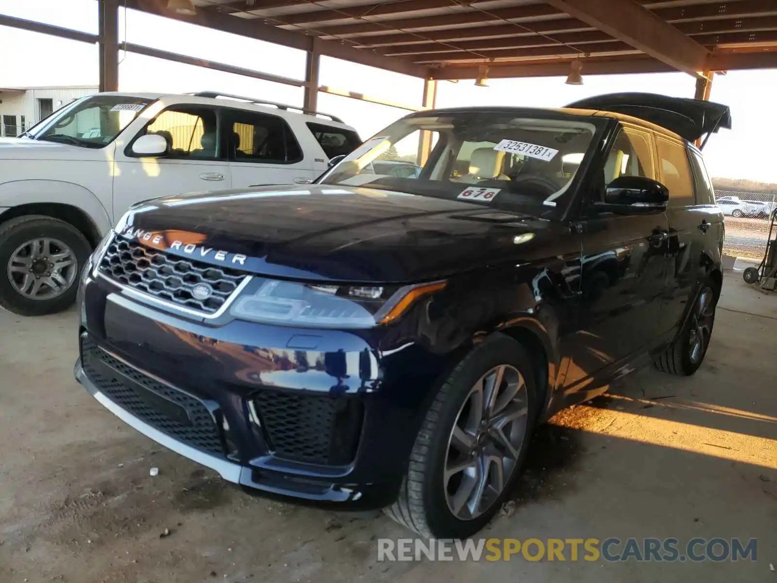 2 Photograph of a damaged car SALWR2SU8LA880206 LAND ROVER RANGEROVER 2020