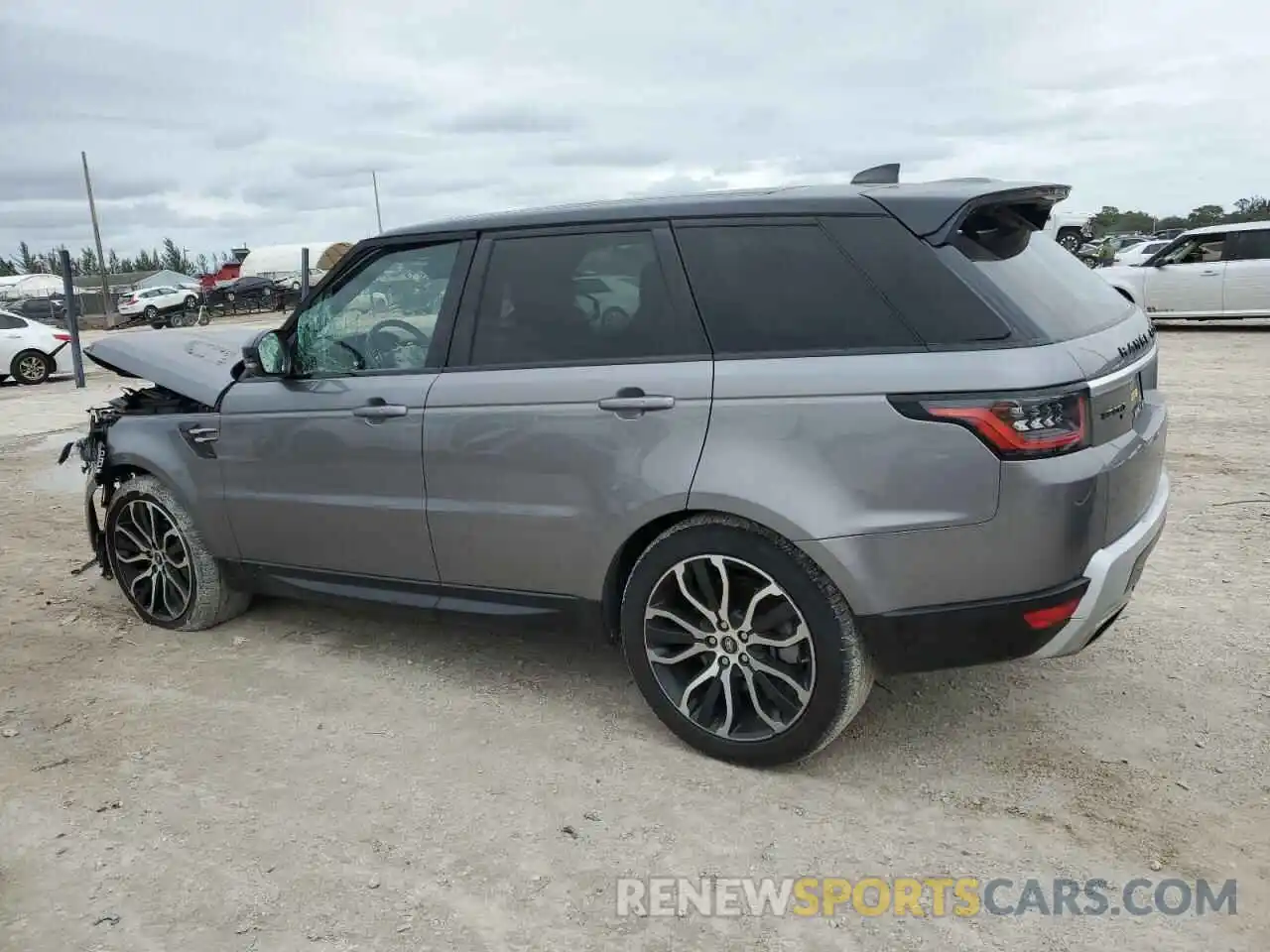 2 Photograph of a damaged car SALWR2SU8LA882411 LAND ROVER RANGEROVER 2020