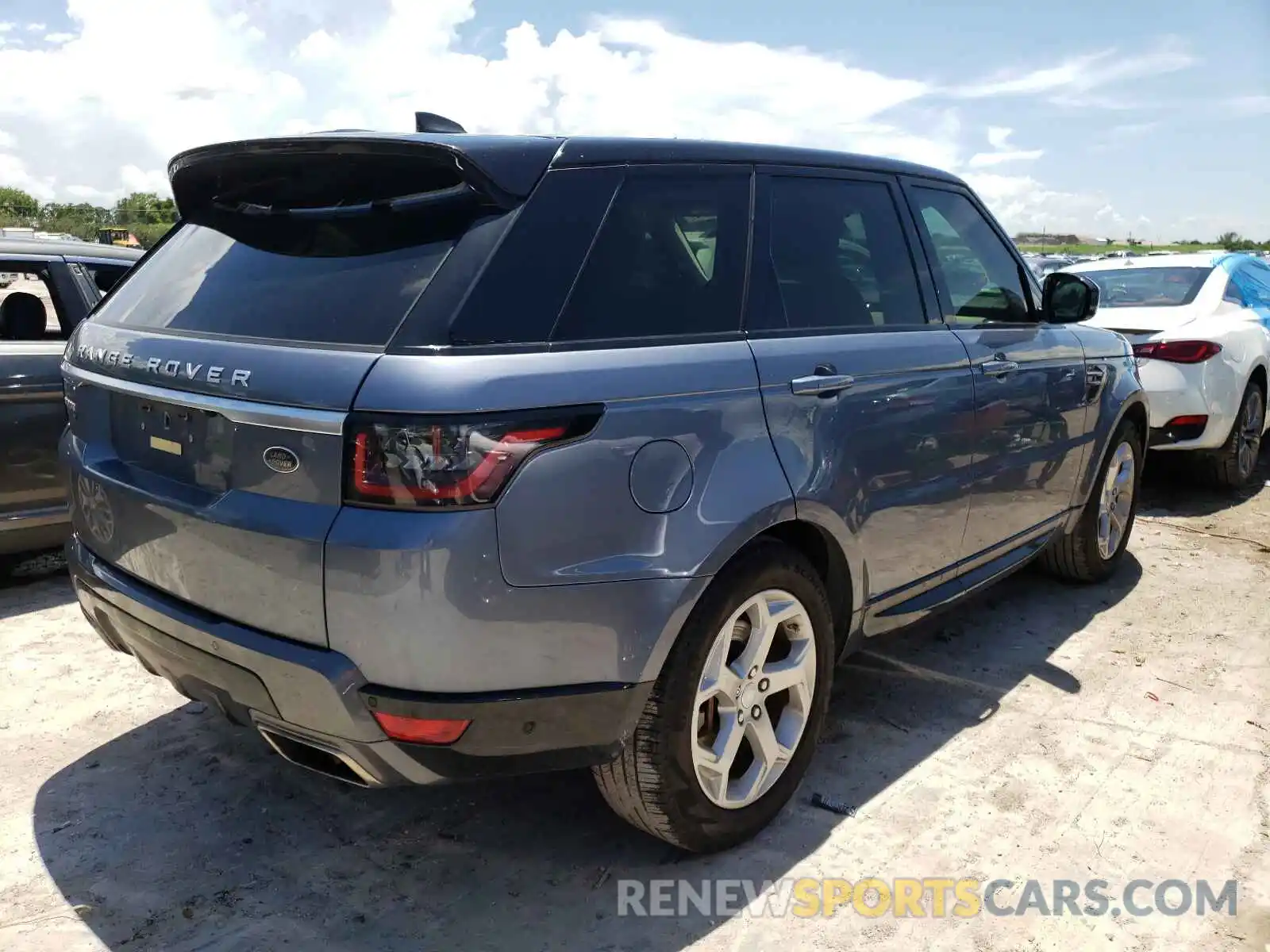 4 Photograph of a damaged car SALWR2SUXLA879543 LAND ROVER RANGEROVER 2020