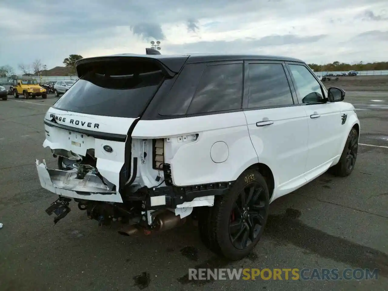 4 Photograph of a damaged car SALWS2RU1LA732067 LAND ROVER RANGEROVER 2020