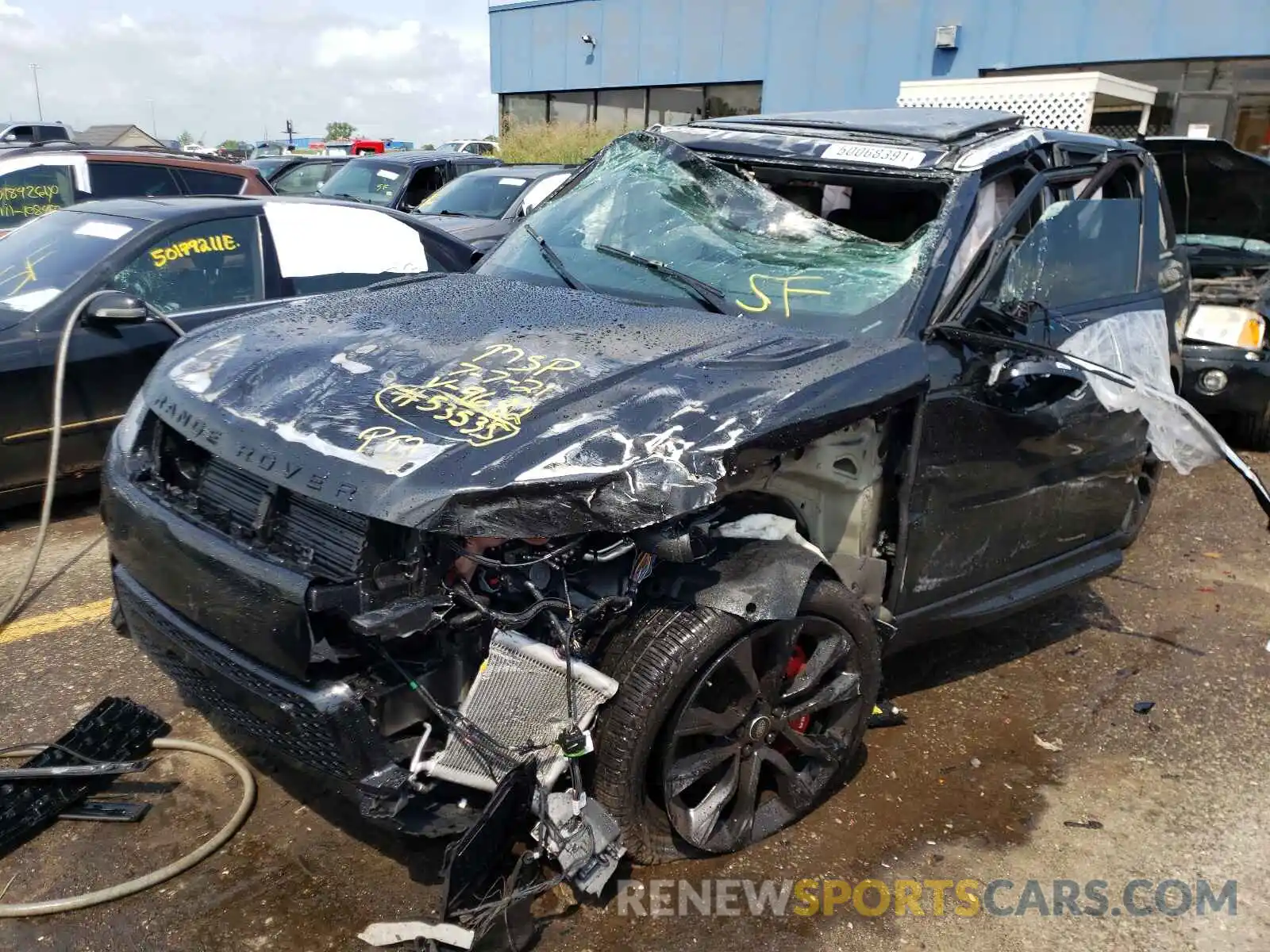 2 Photograph of a damaged car SALWS2RU1LA739682 LAND ROVER RANGEROVER 2020