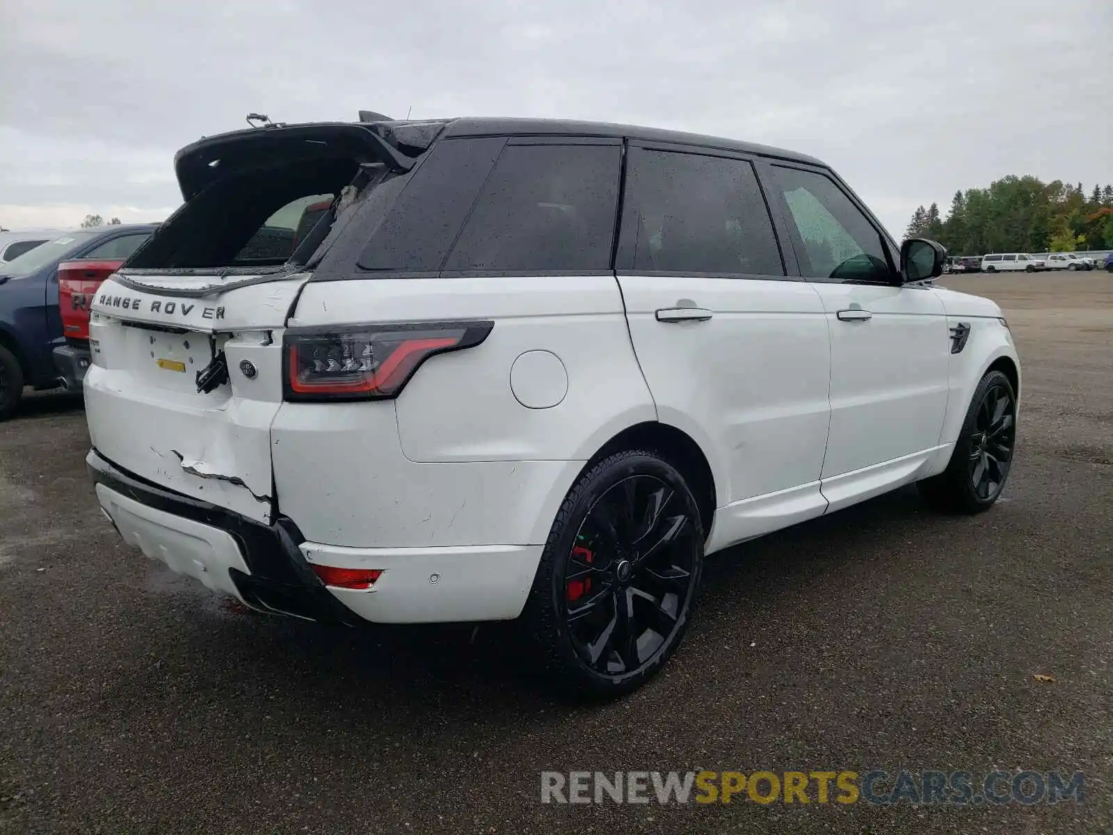 4 Photograph of a damaged car SALWS2RU5LA701811 LAND ROVER RANGEROVER 2020