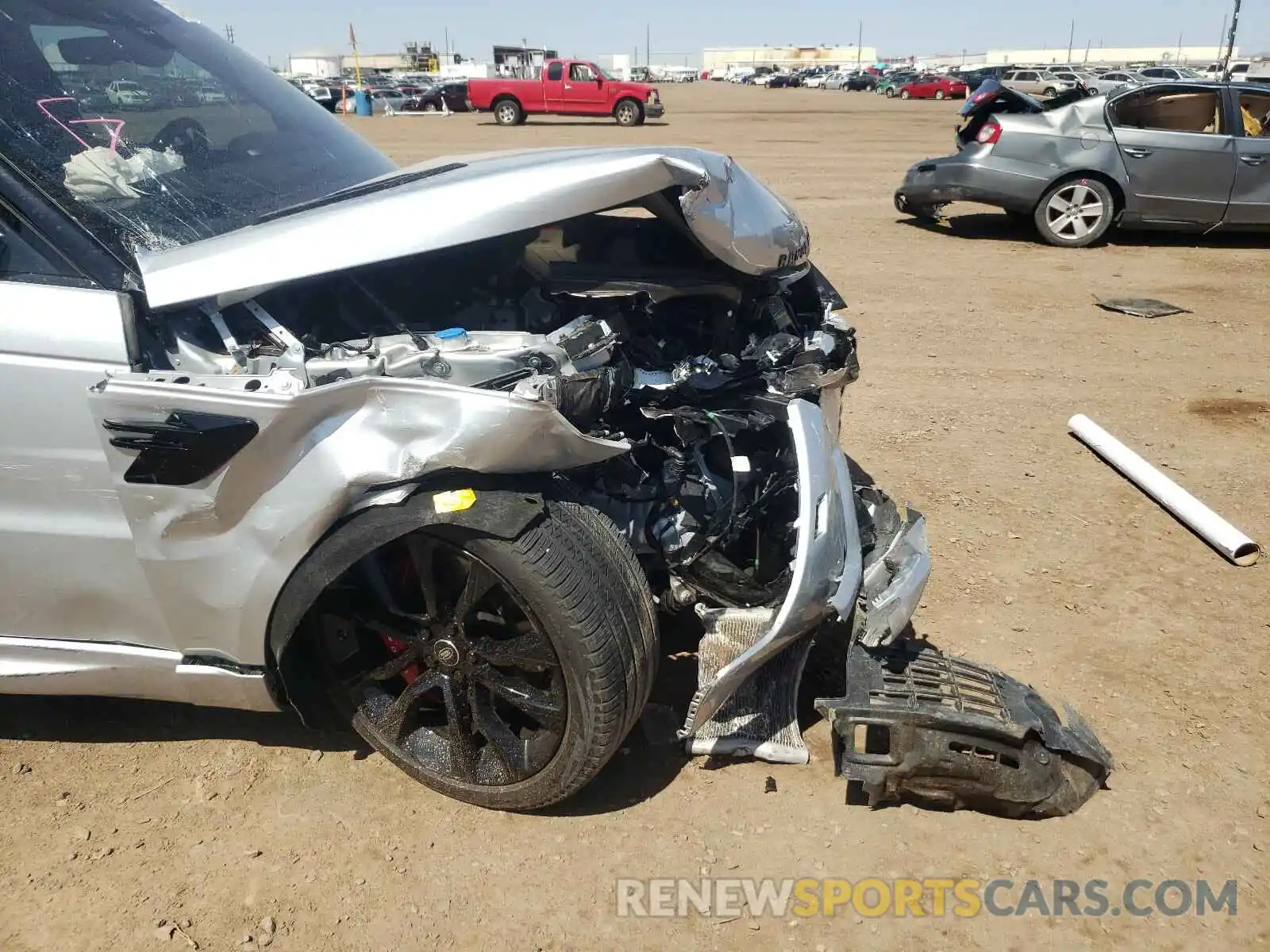 9 Photograph of a damaged car SALWS2RU6LA724160 LAND ROVER RANGEROVER 2020