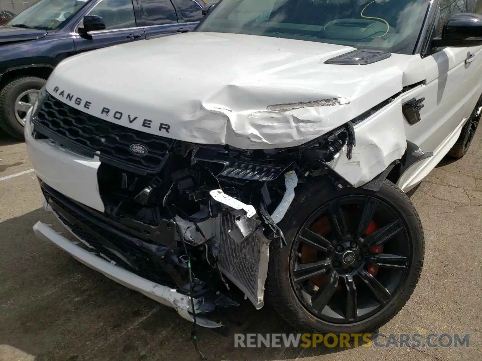 9 Photograph of a damaged car SALWS2RU7LA701678 LAND ROVER RANGEROVER 2020