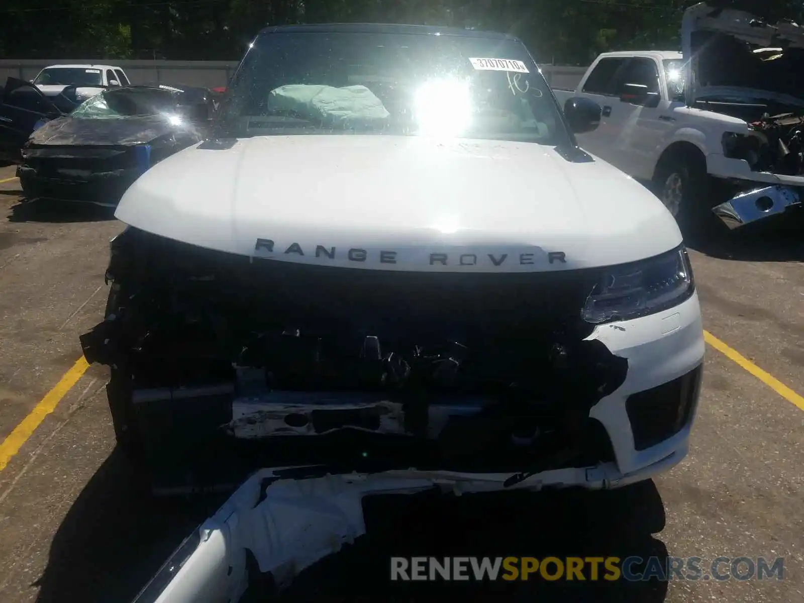 9 Photograph of a damaged car SALWS2RU8LA892527 LAND ROVER RANGEROVER 2020