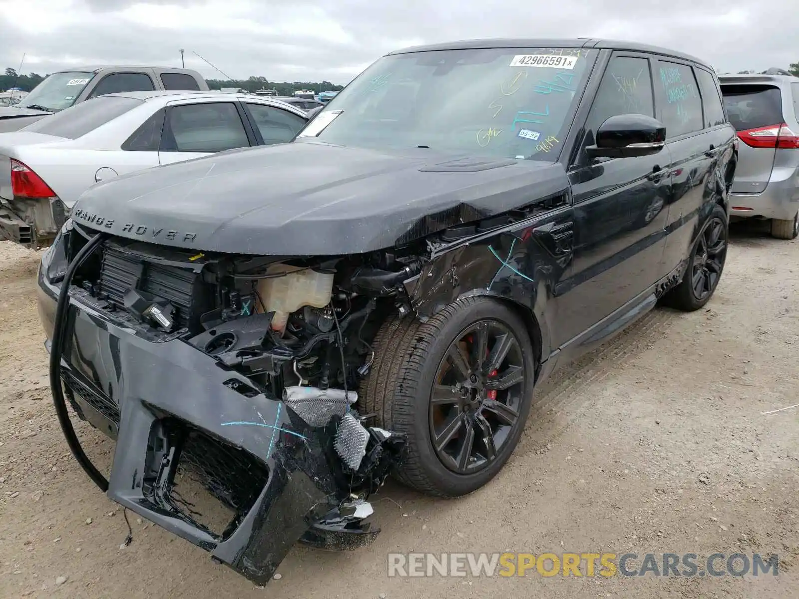 2 Photograph of a damaged car SALWS2RUXLA729619 LAND ROVER RANGEROVER 2020