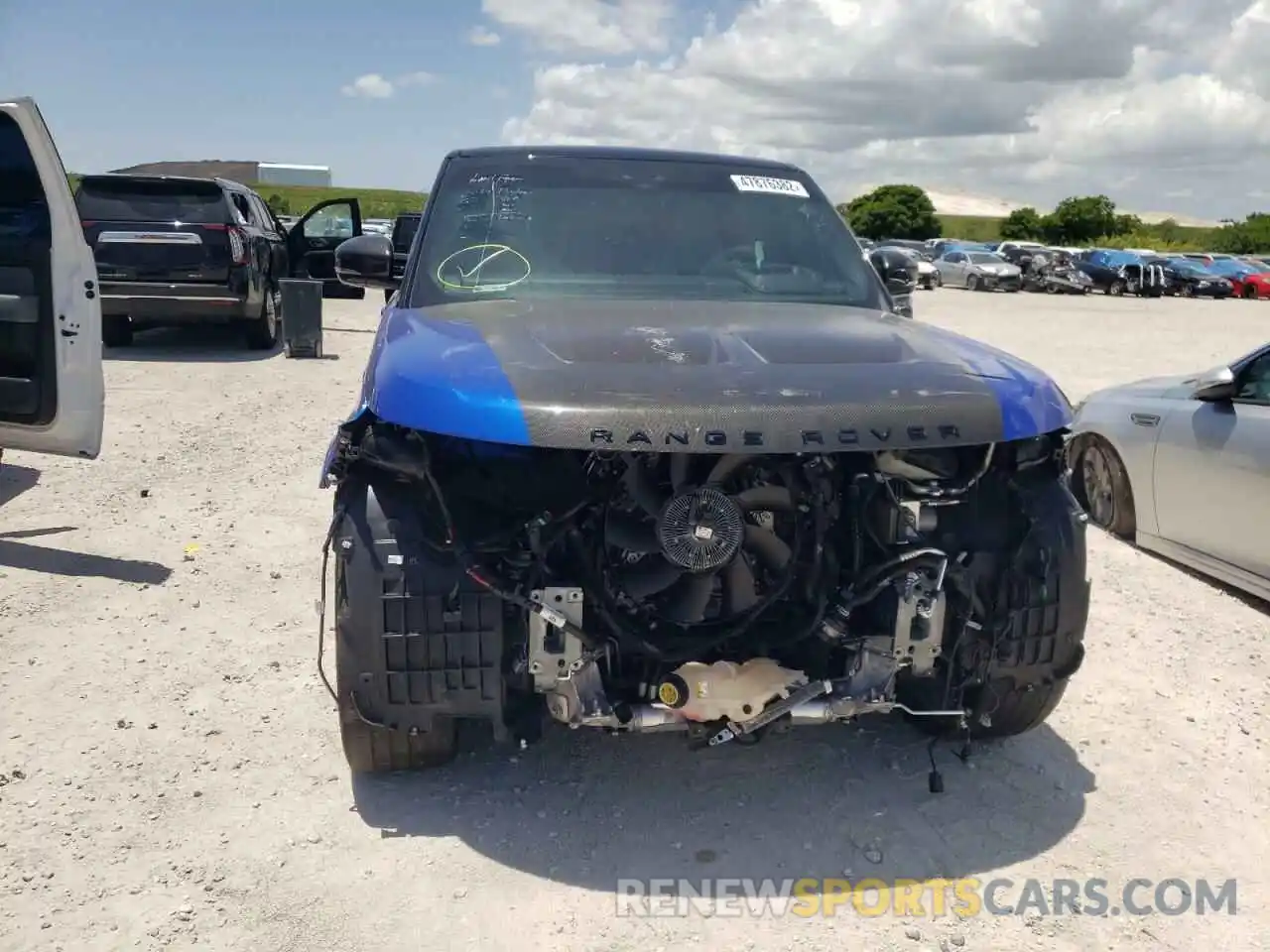 9 Photograph of a damaged car SALWZ2RE3LA740529 LAND ROVER RANGEROVER 2020