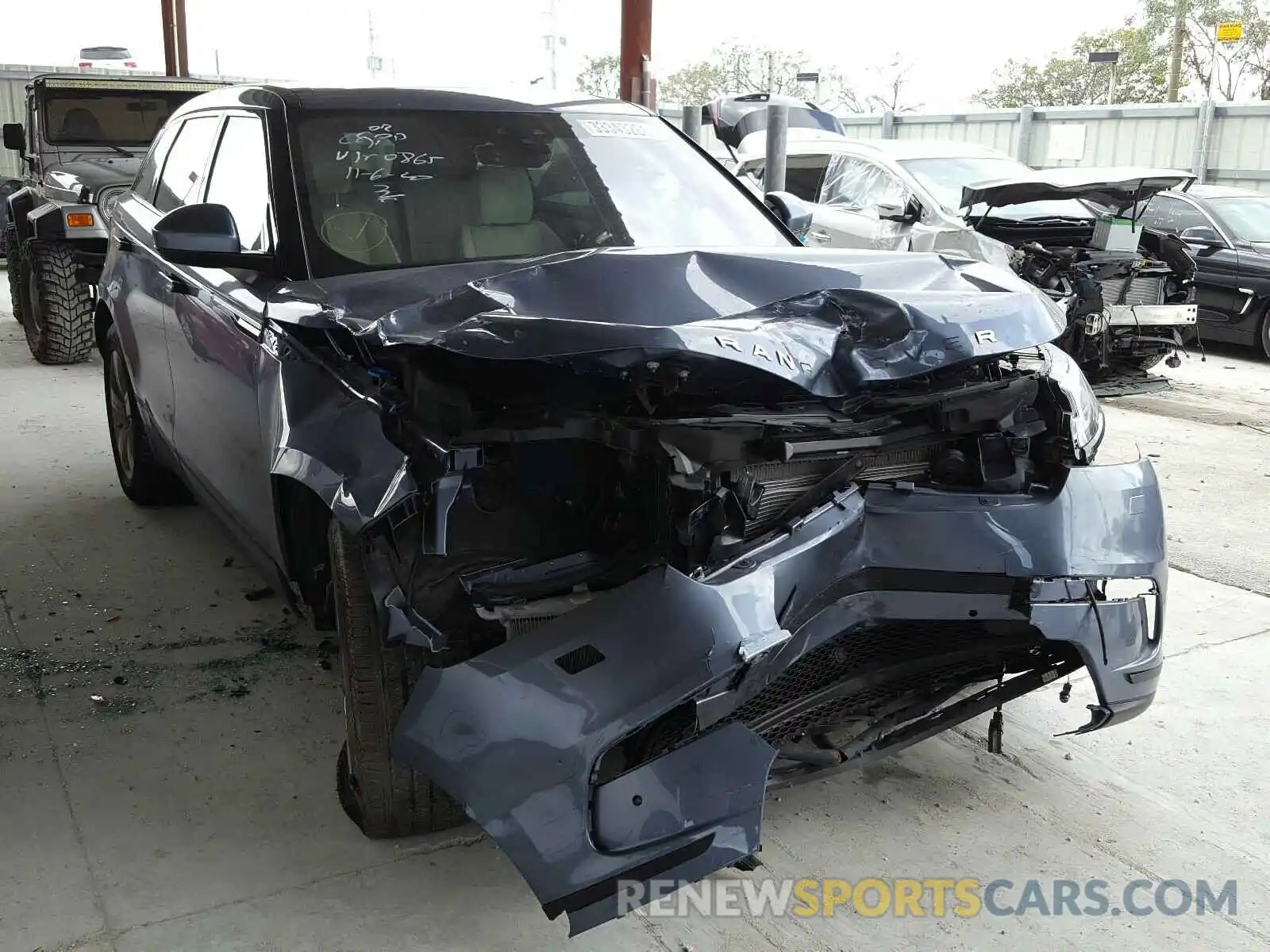 1 Photograph of a damaged car SALYB2EX0LA240865 LAND ROVER RANGEROVER 2020