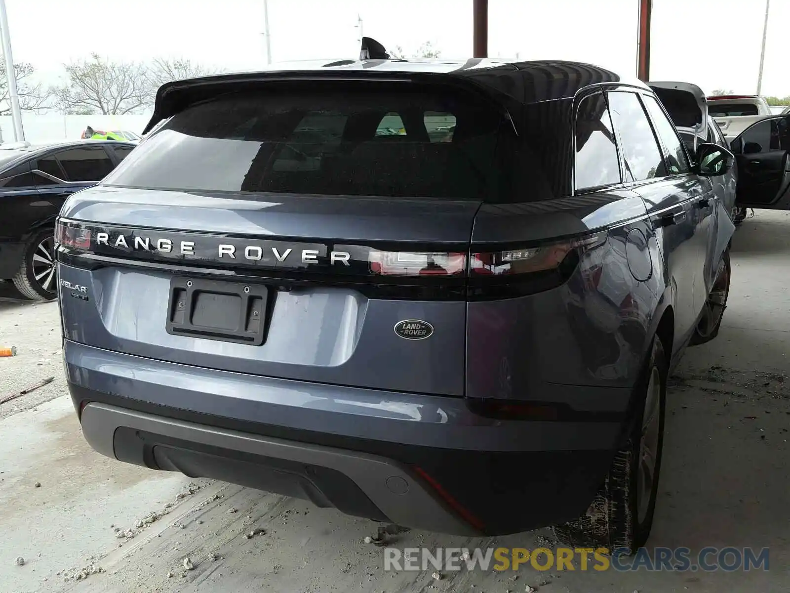 4 Photograph of a damaged car SALYB2EX0LA240865 LAND ROVER RANGEROVER 2020