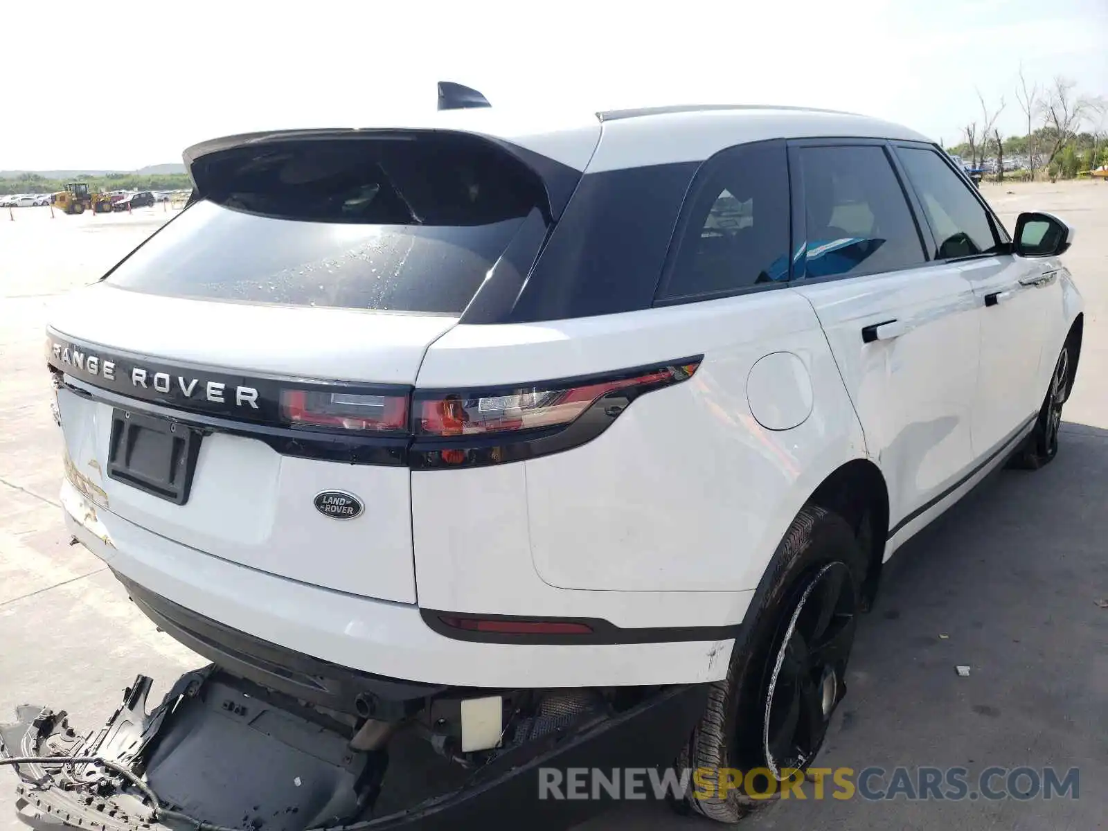 4 Photograph of a damaged car SALYB2EX0LA255091 LAND ROVER RANGEROVER 2020